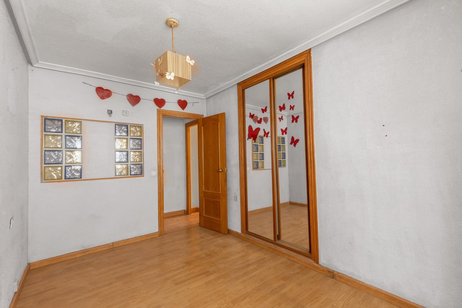 Resale - Apartment -
Torrevieja - Habaneras