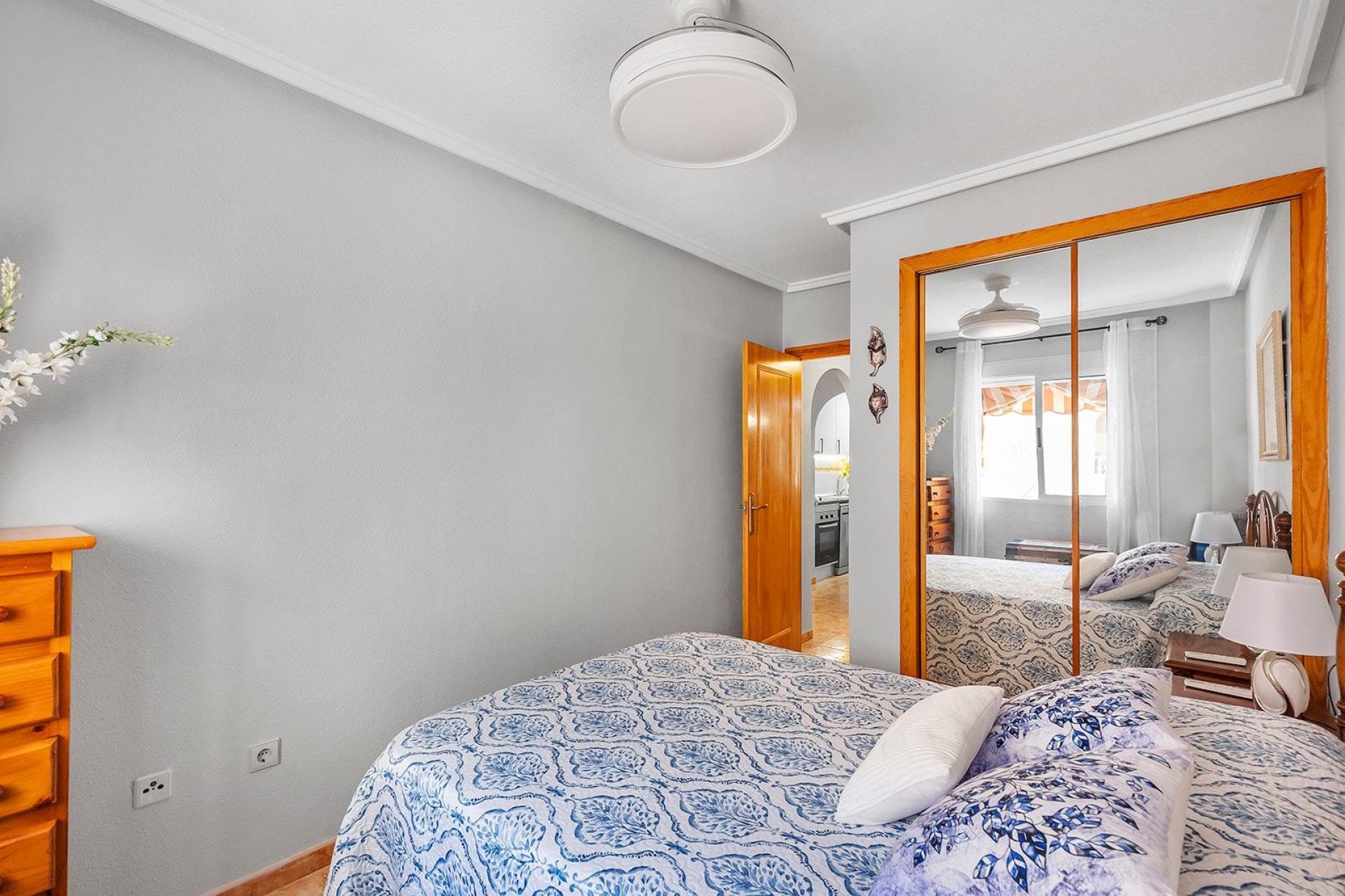 Resale - Apartment -
Torrevieja - Habaneras