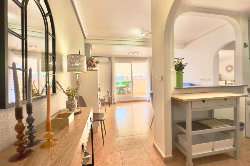 Resale - Apartment -
Torrevieja - La Mata pueblo