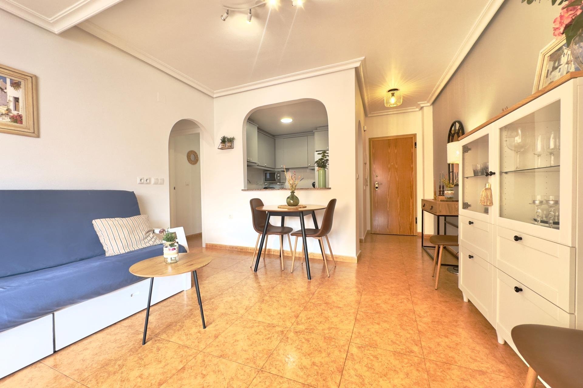 Resale - Apartment -
Torrevieja - La Mata pueblo