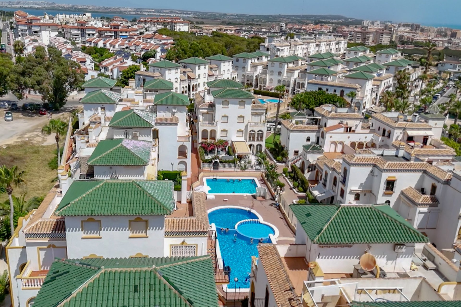 Resale - Apartment -
Torrevieja - La Mata