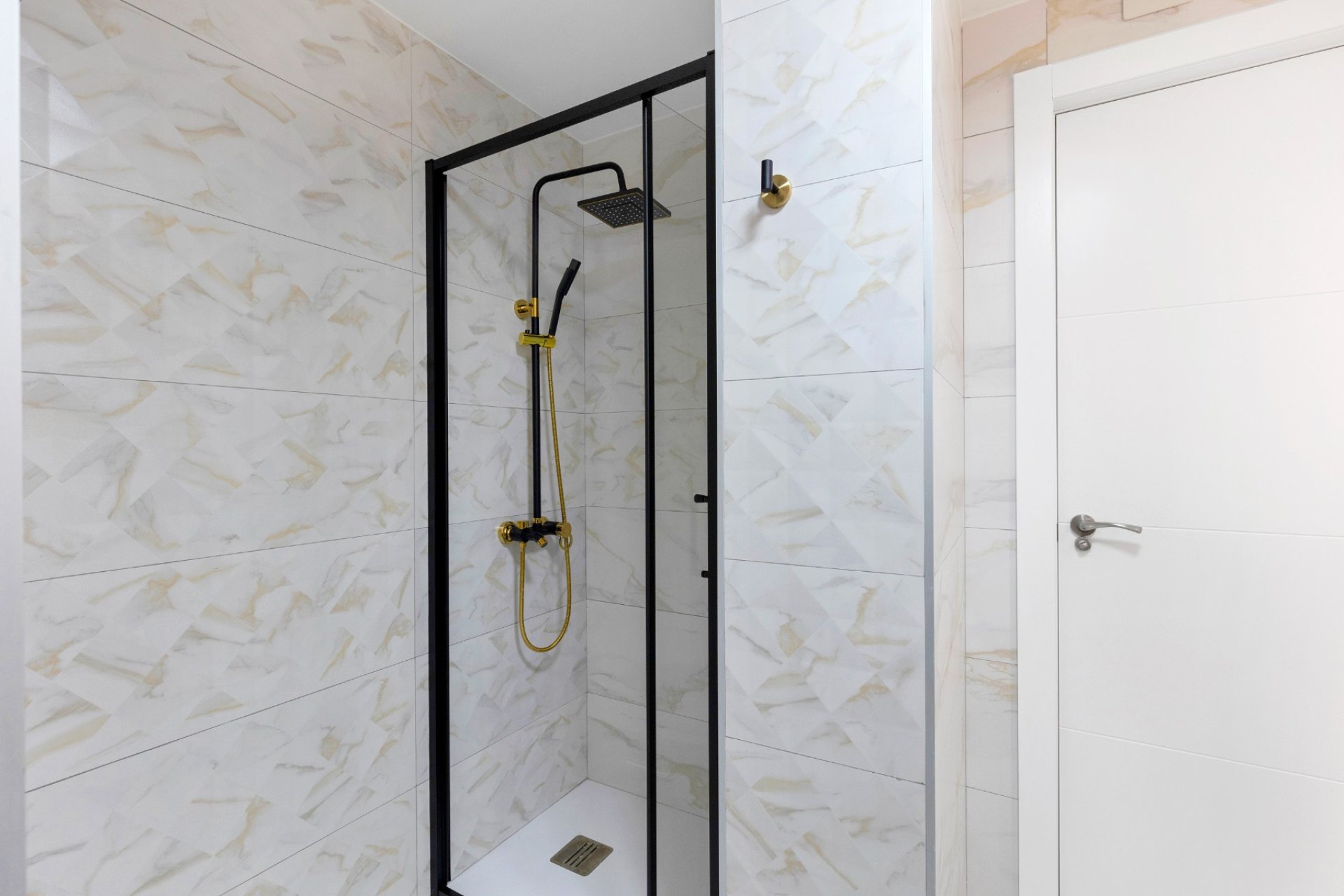 Resale - Apartment -
Torrevieja - La Mata