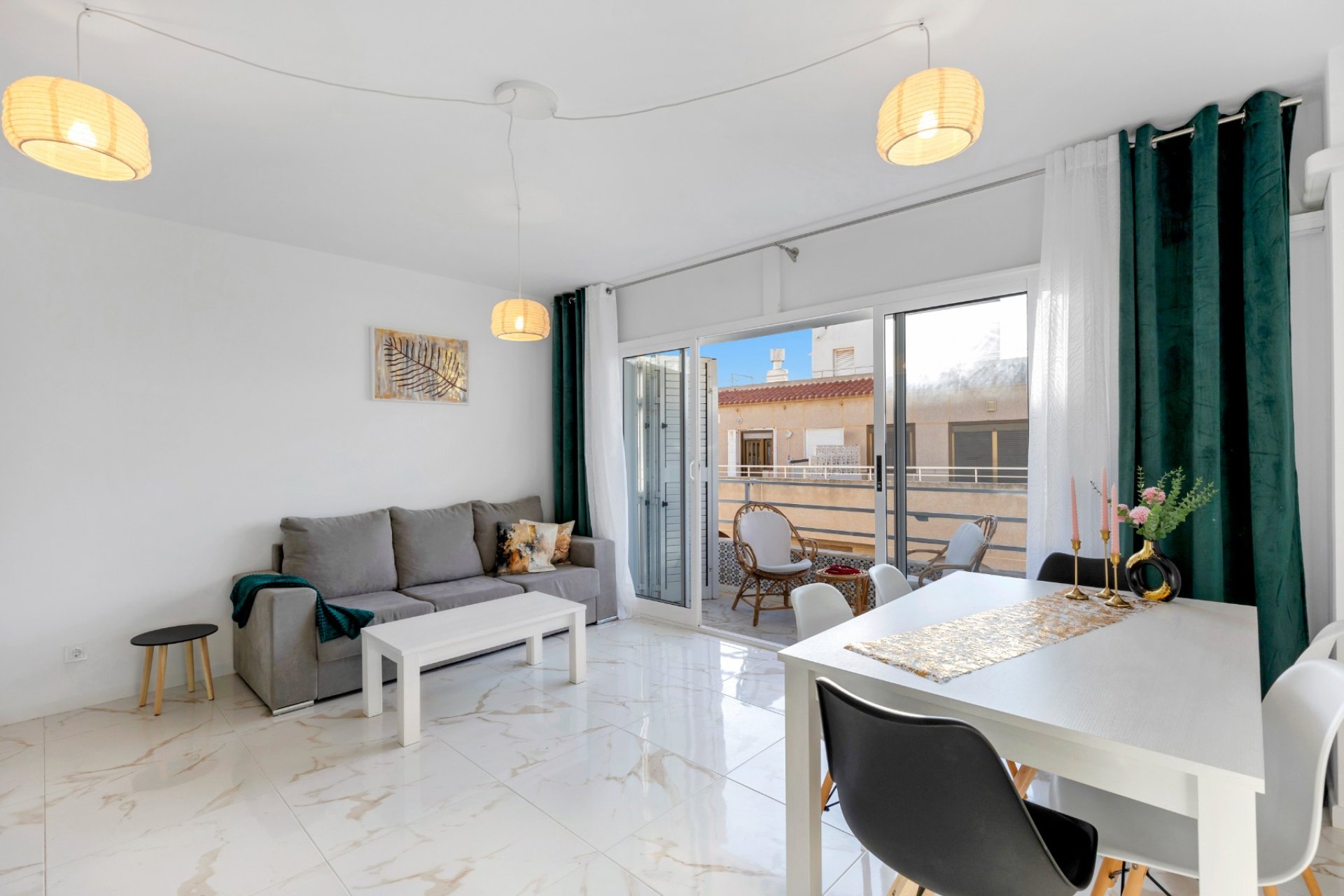 Resale - Apartment -
Torrevieja - La Mata