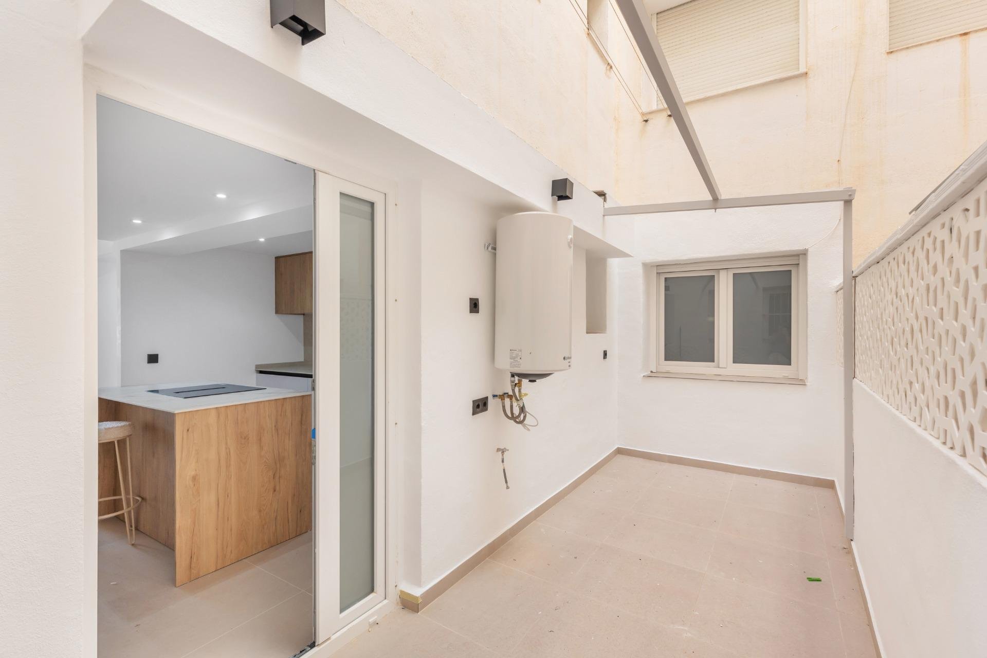 Resale - Apartment -
Torrevieja - La Mata