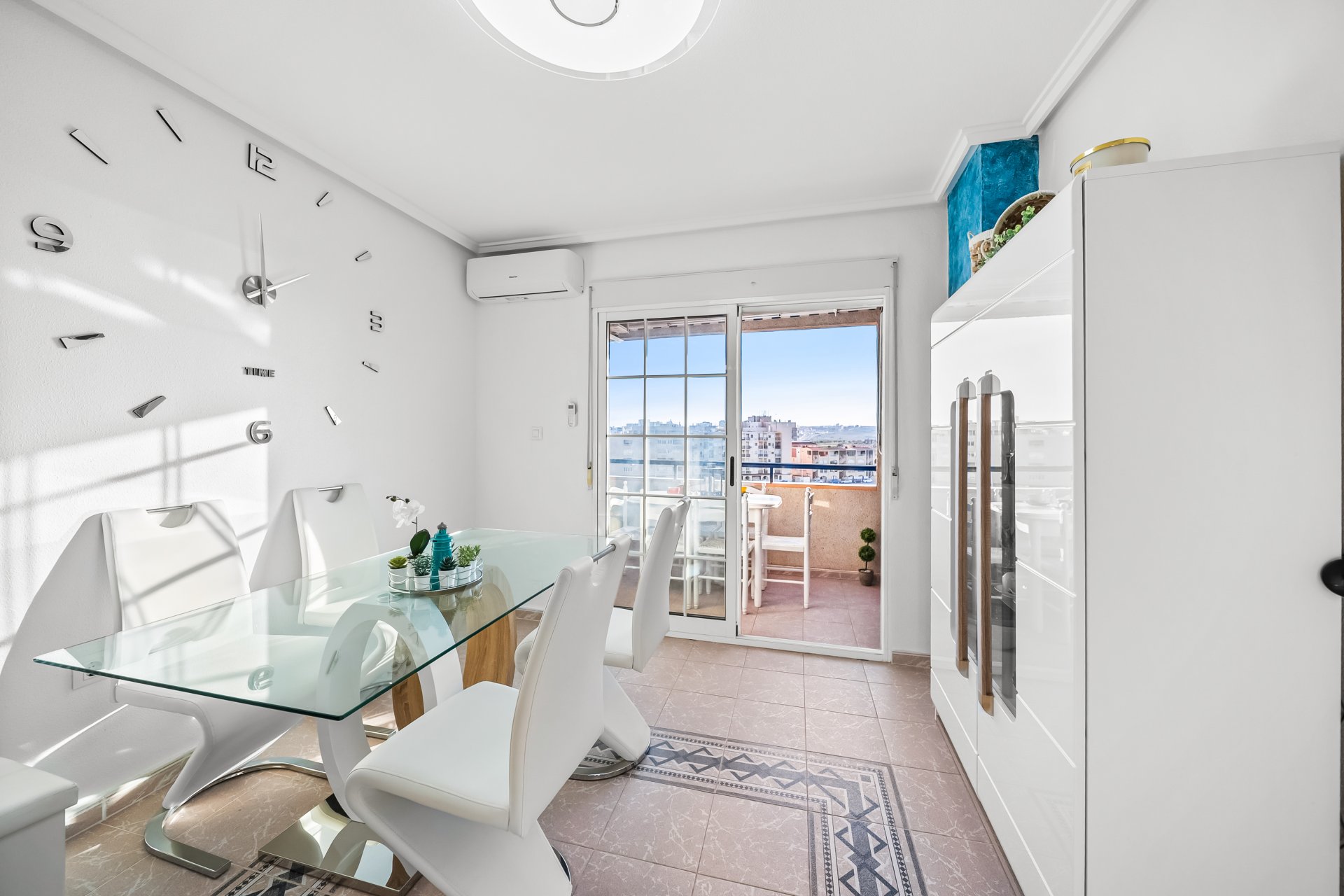 Resale - Apartment -
Torrevieja - La Mata