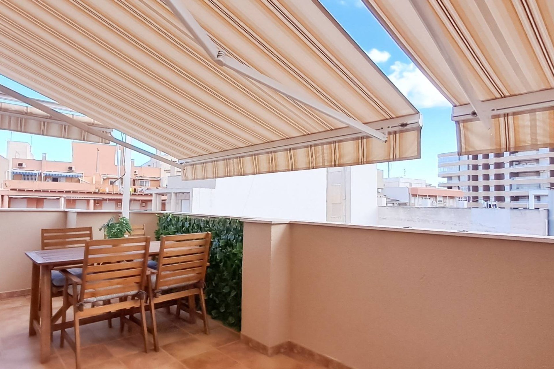 Resale - Apartment -
Torrevieja - La Mata