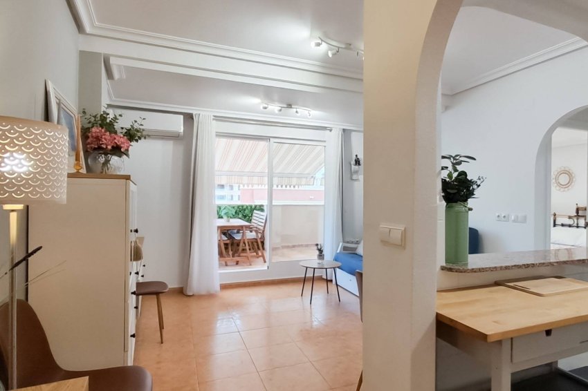 Resale - Apartment -
Torrevieja - La Mata