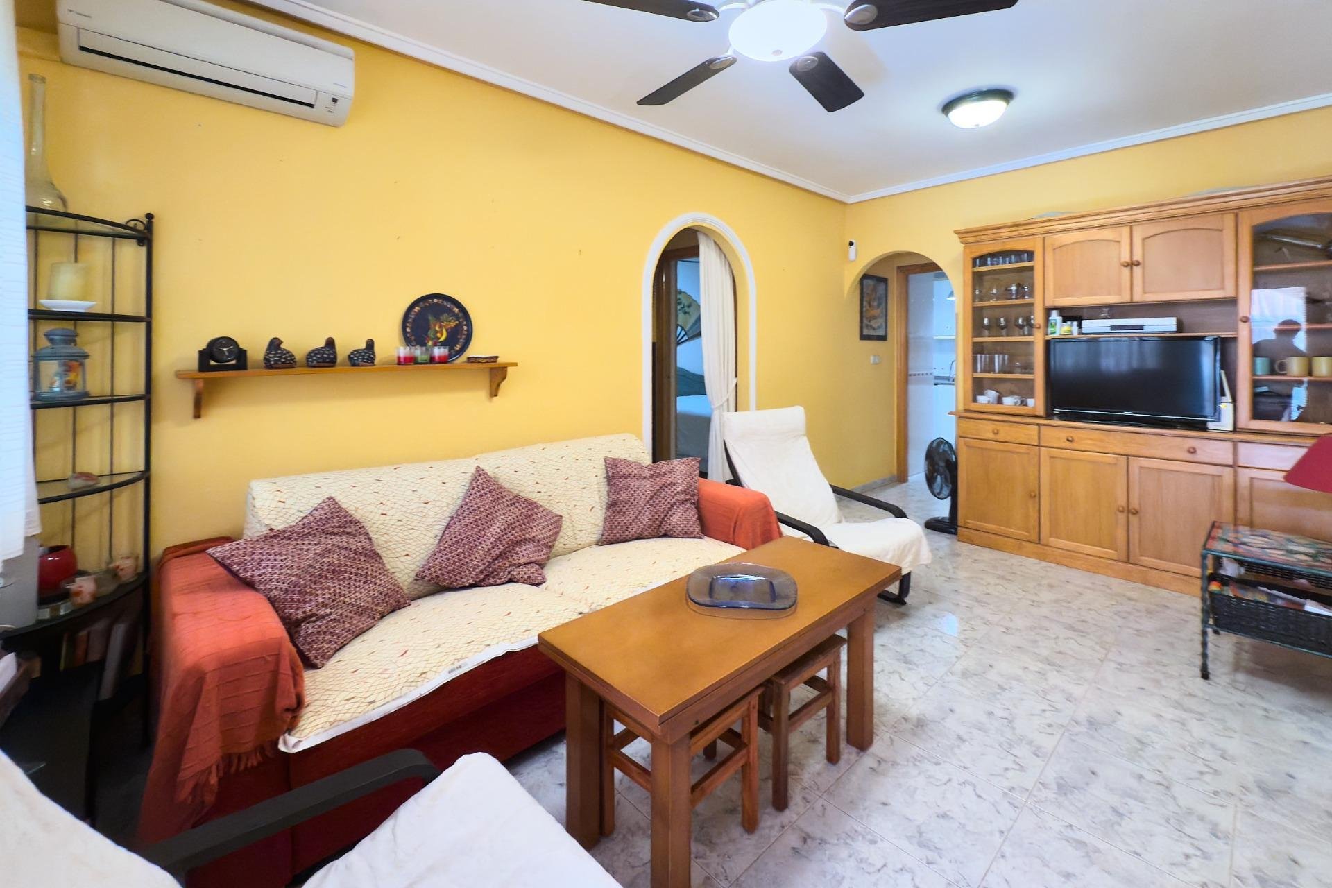 Resale - Apartment -
Torrevieja - La Mata