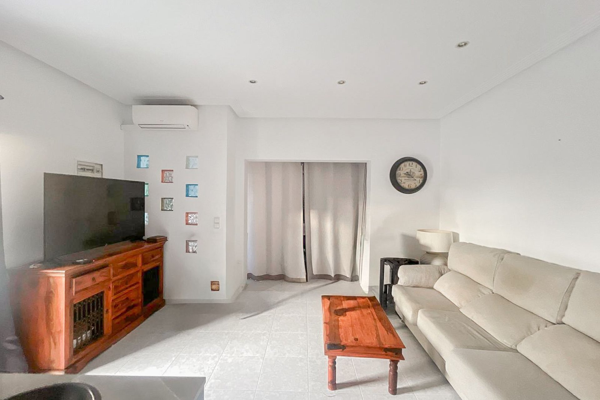 Resale - Apartment -
Torrevieja - La Mata