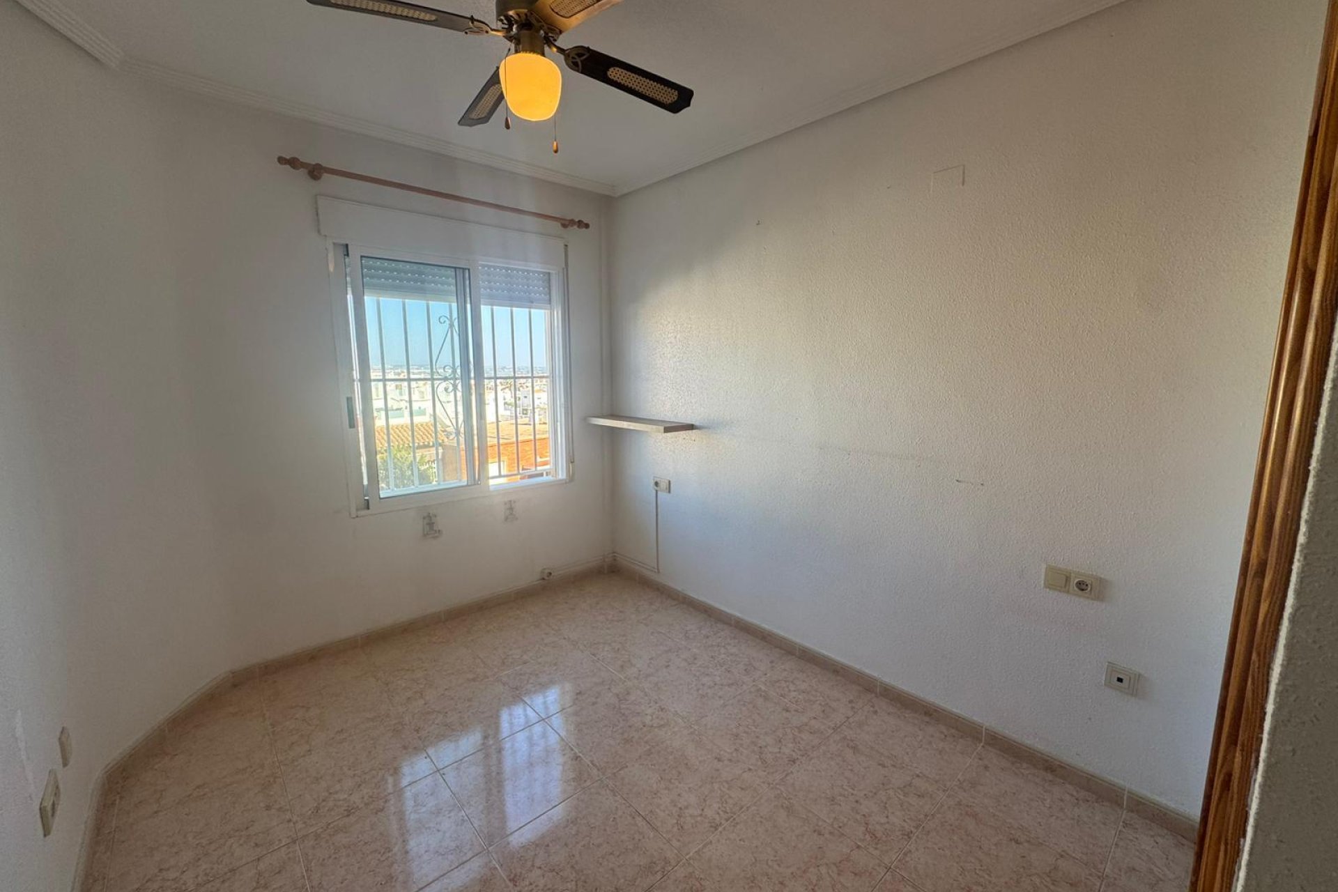 Resale - Apartment -
Torrevieja - La Mata