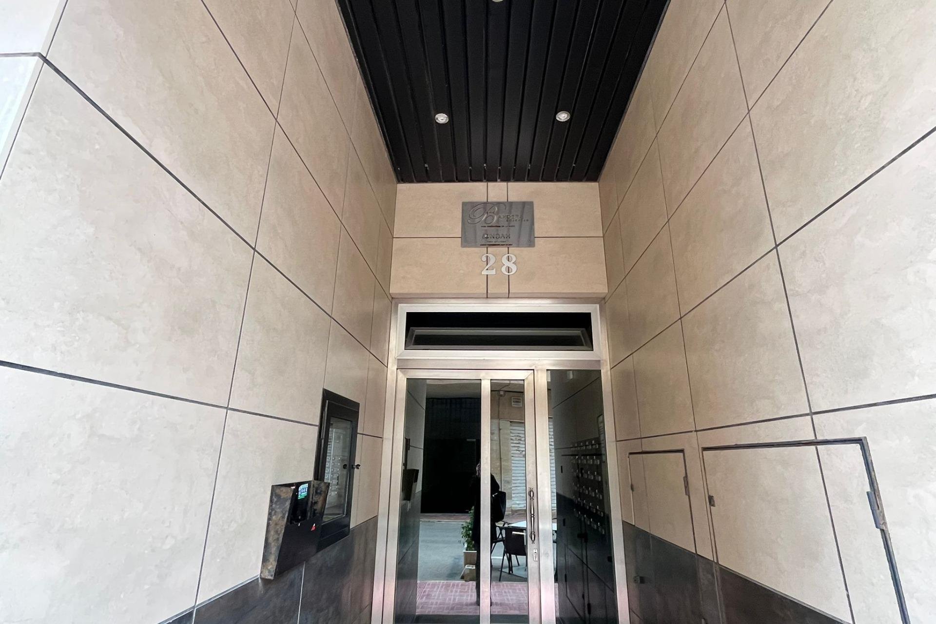 Resale - Apartment -
Torrevieja - La Mata