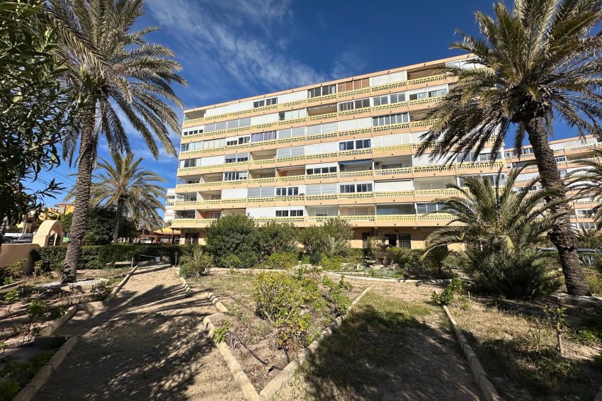 Resale - Apartment -
Torrevieja - La Mata