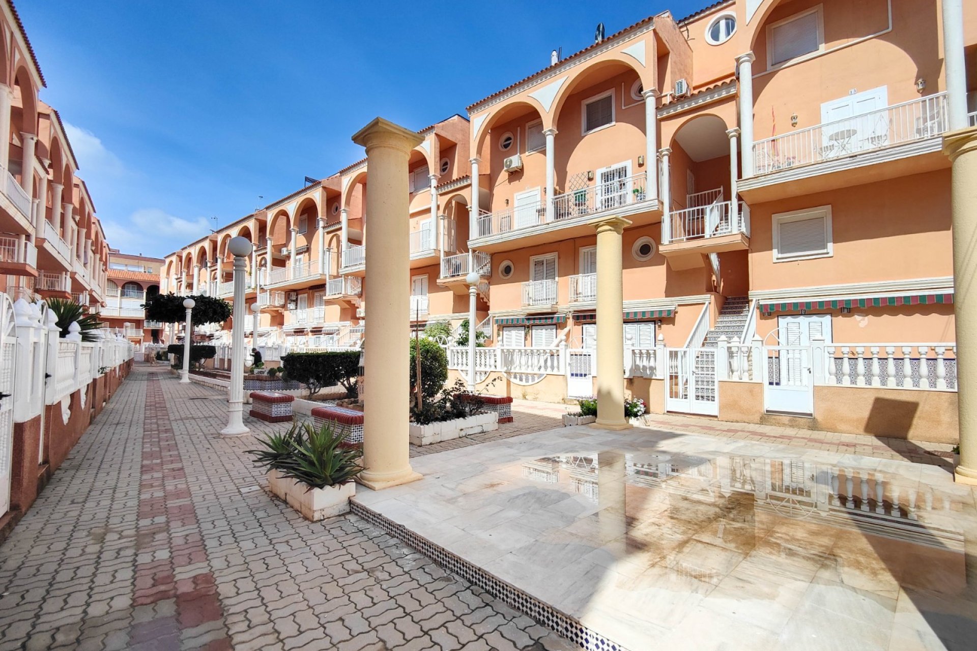 Resale - Apartment -
Torrevieja - La Mata