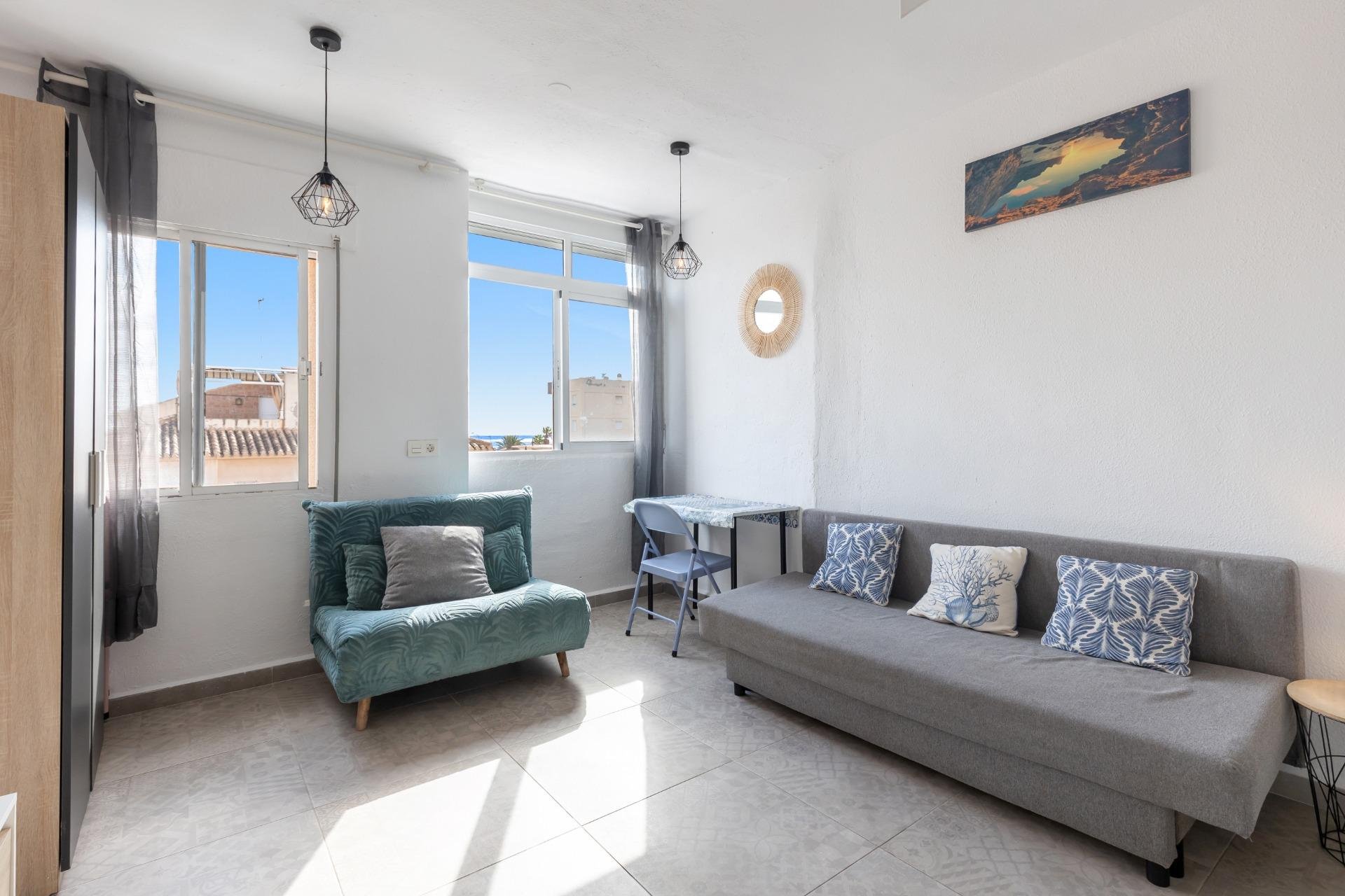 Resale - Apartment -
Torrevieja - La Mata