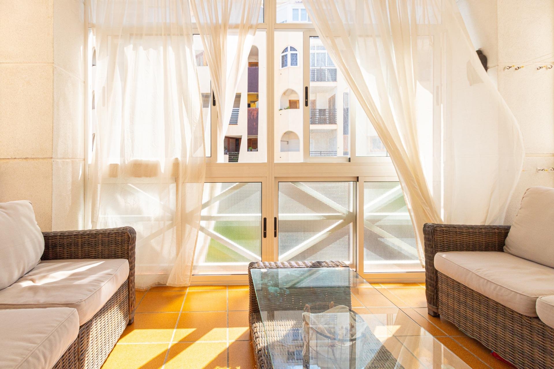 Resale - Apartment -
Torrevieja - La veleta