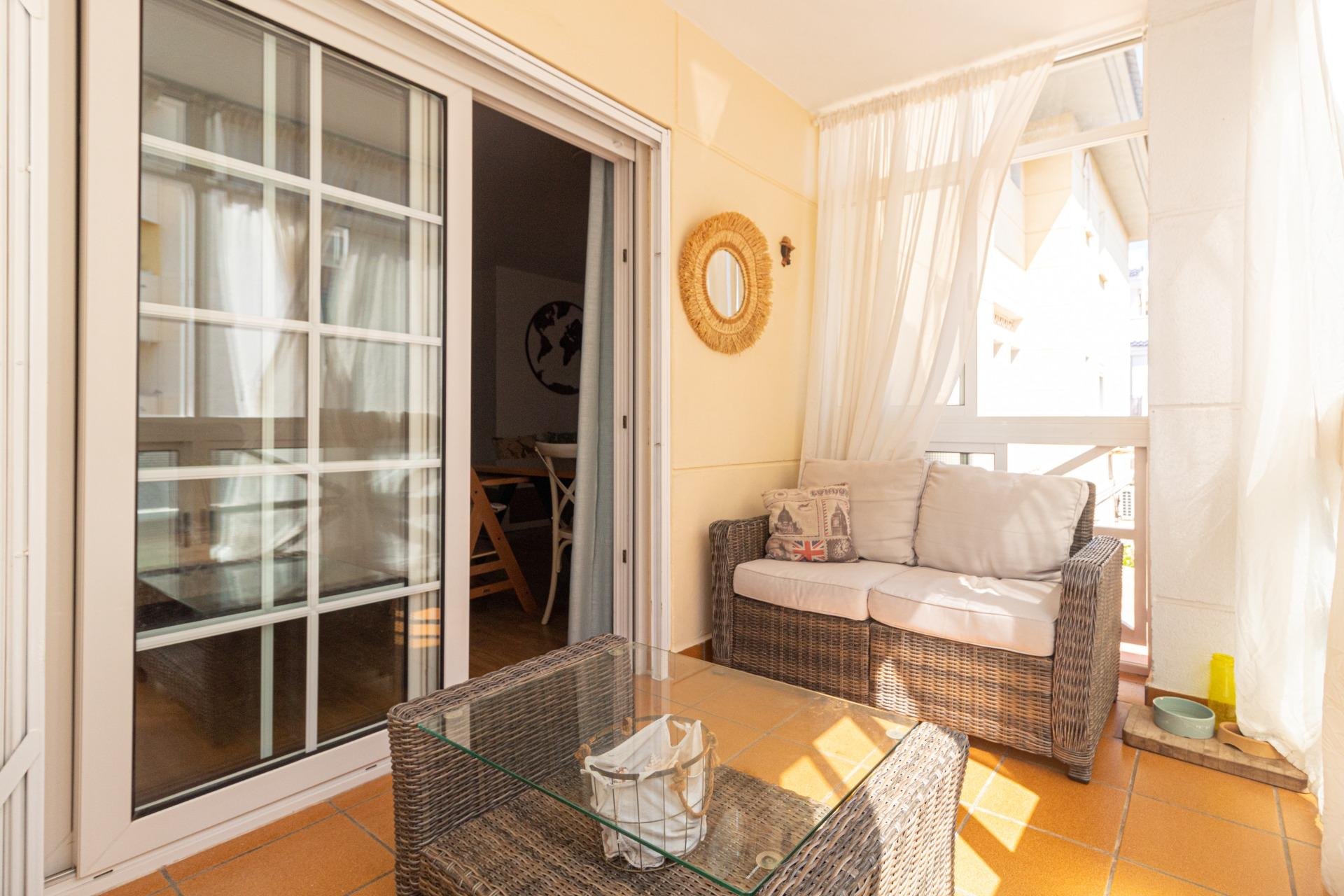 Resale - Apartment -
Torrevieja - La veleta