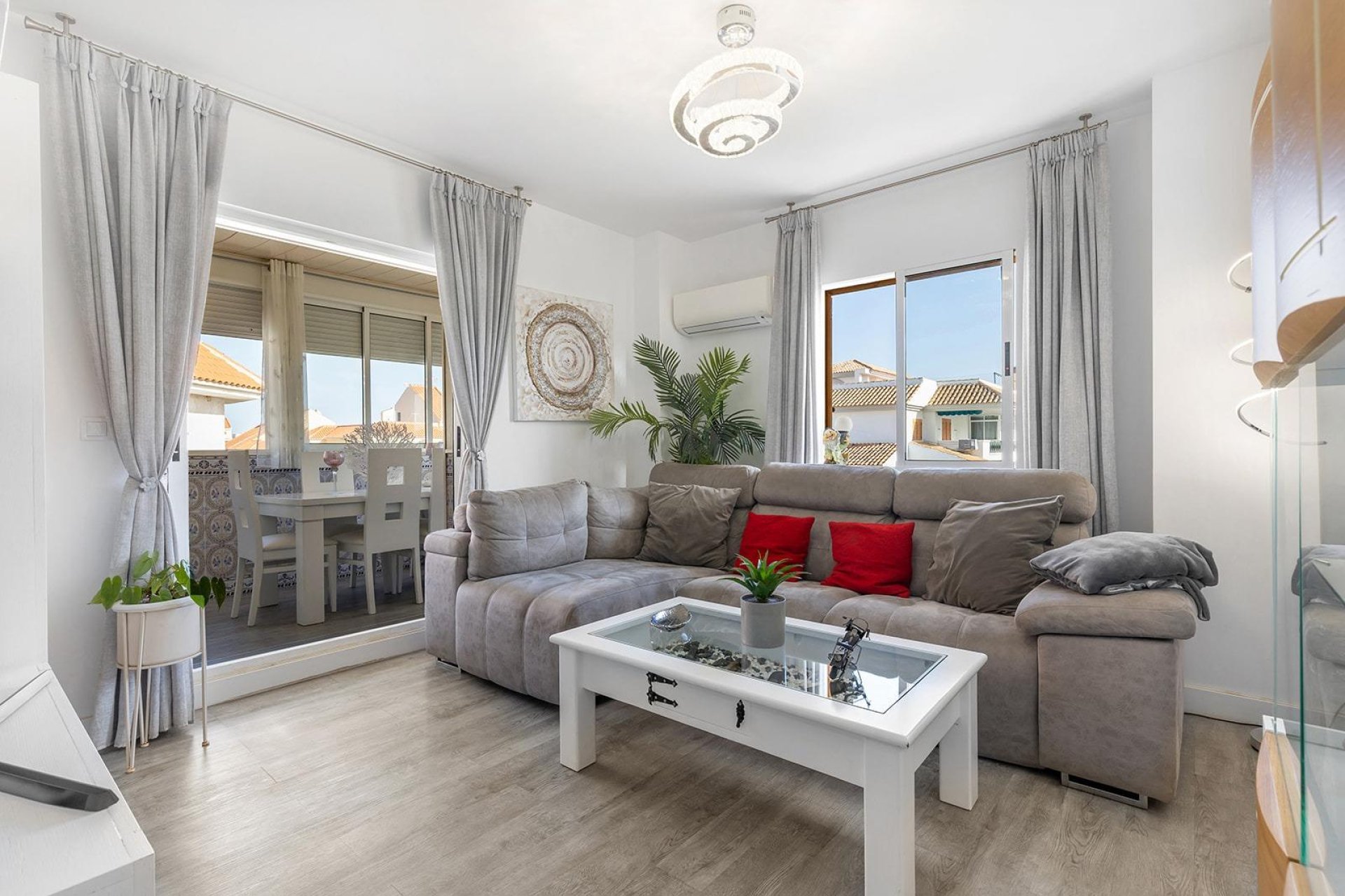 Resale - Apartment -
Torrevieja - Los Europeos