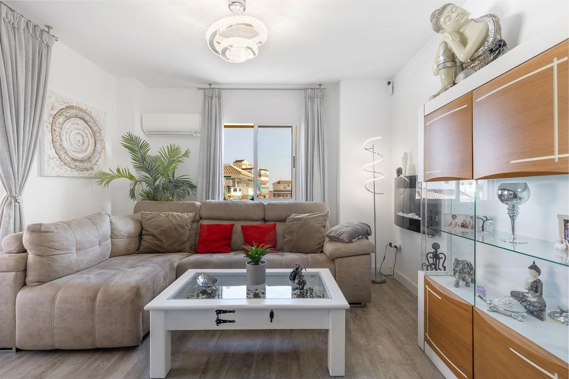 Resale - Apartment -
Torrevieja - Los Europeos