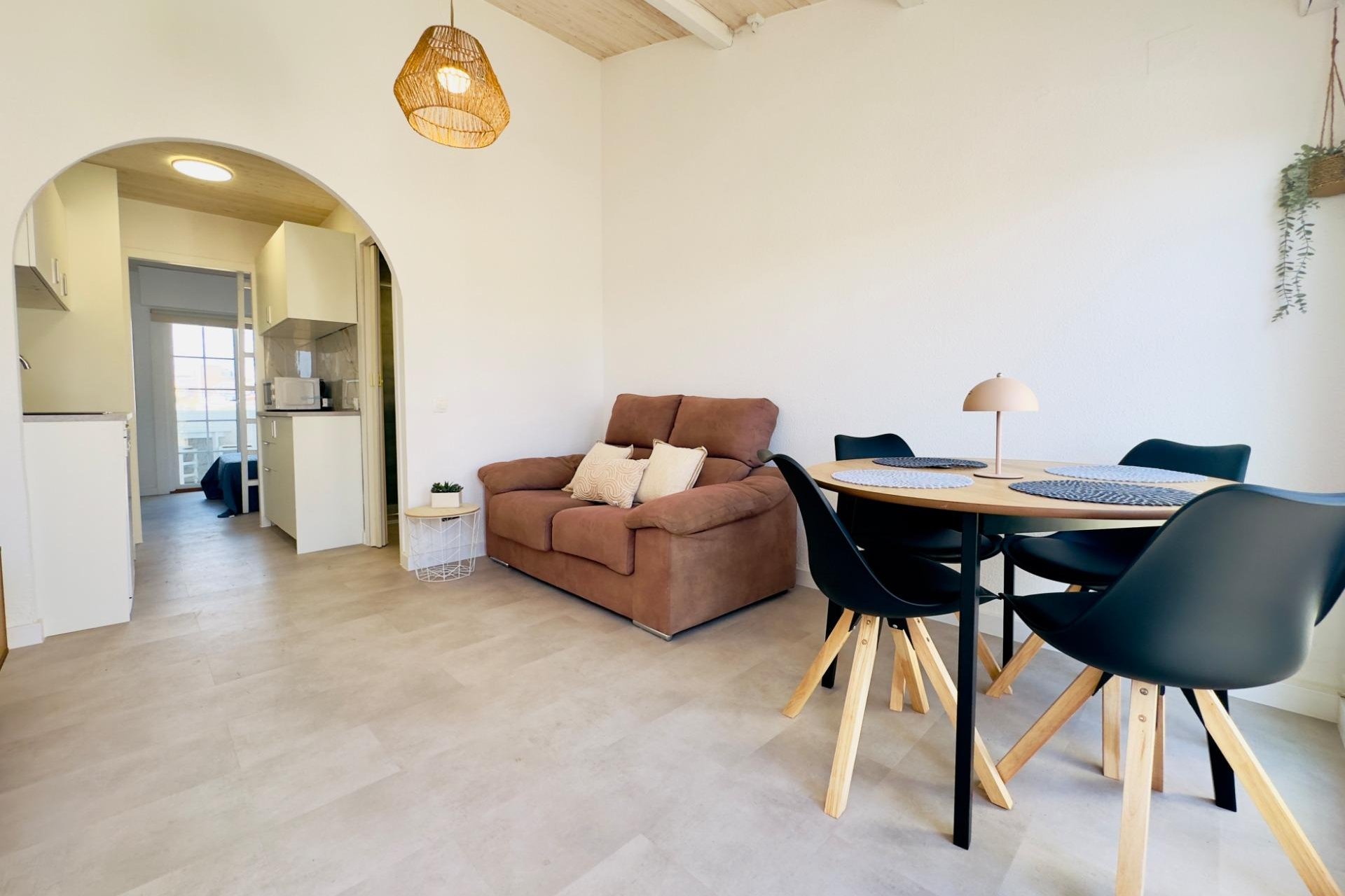 Resale - Apartment -
Torrevieja - Los Frutales