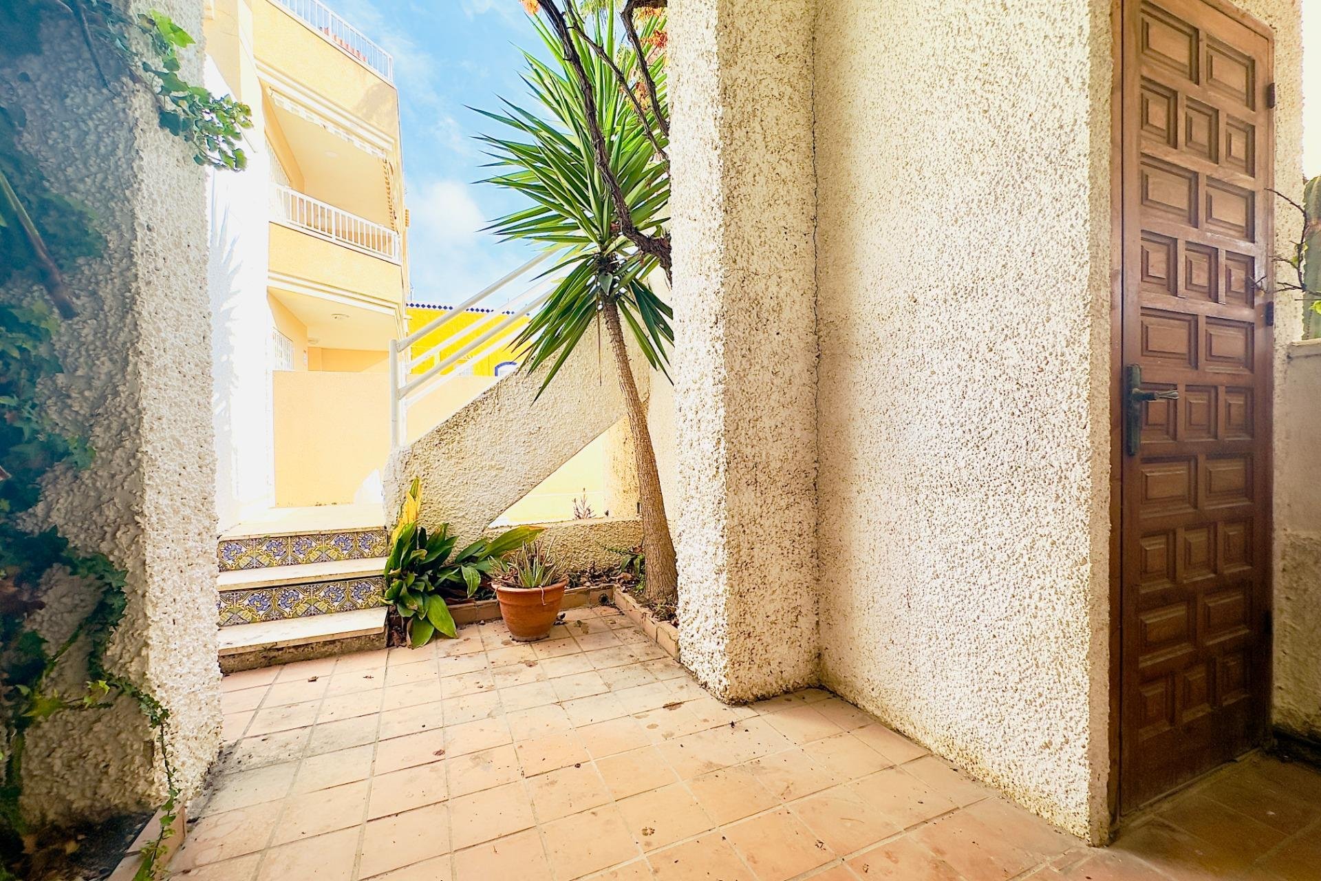 Resale - Apartment -
Torrevieja - Los Frutales
