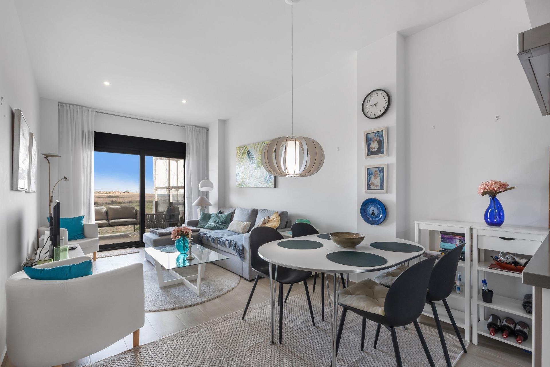 Resale - Apartment -
Torrevieja - Los Frutales