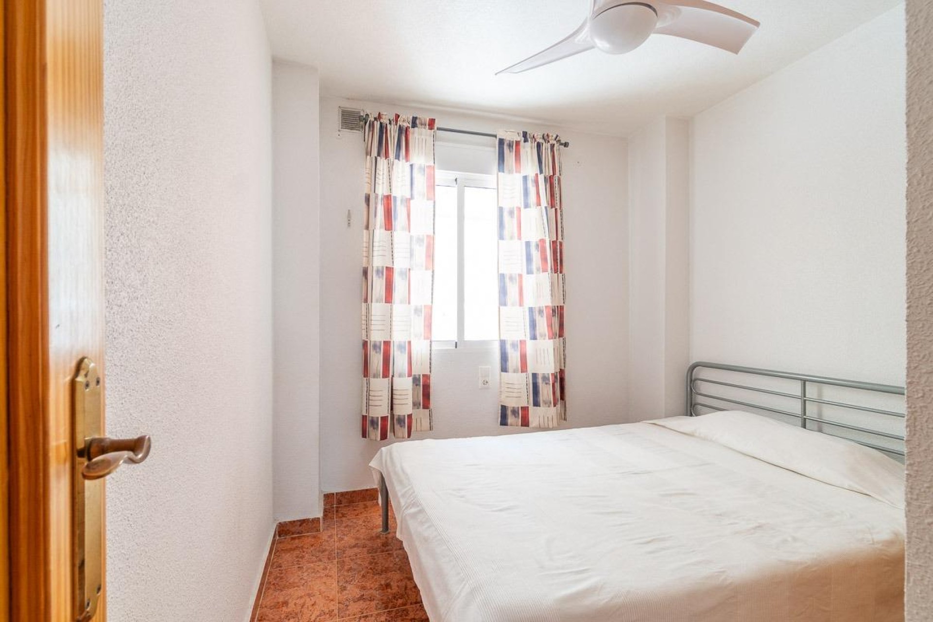 Resale - Apartment -
Torrevieja - Nueva Torrevieja