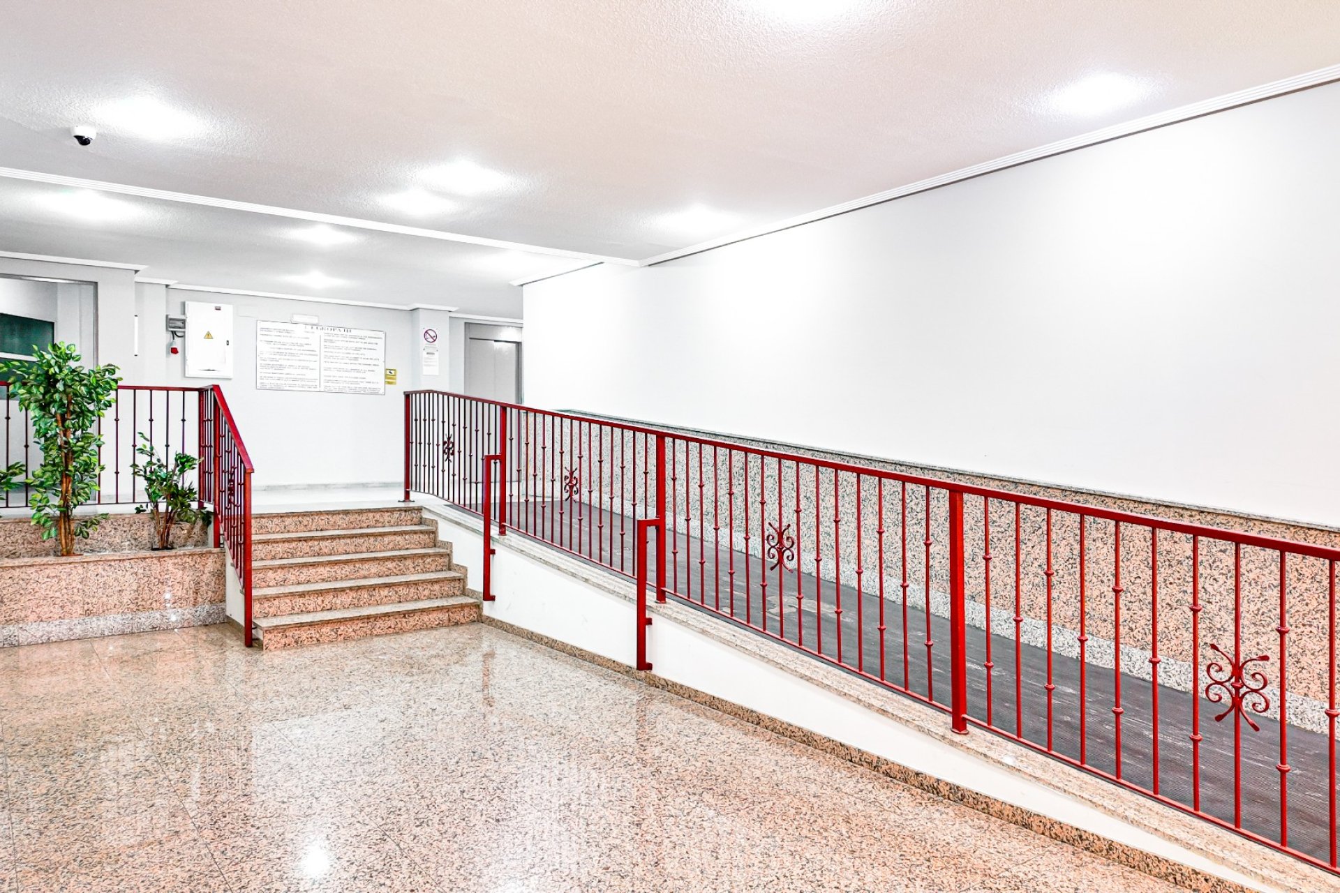 Resale - Apartment -
Torrevieja - Parque las naciones