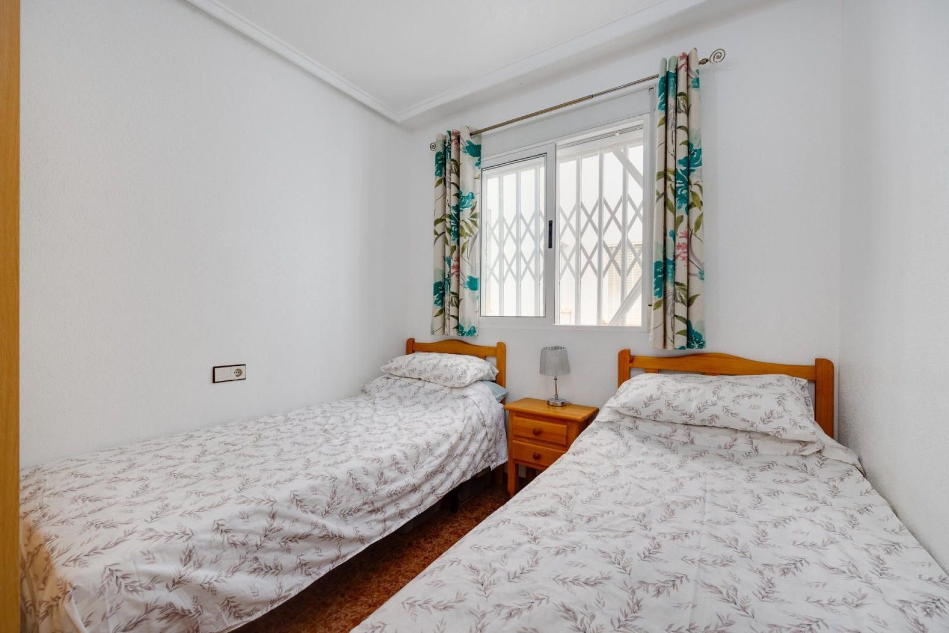 Resale - Apartment -
Torrevieja - Parque las naciones