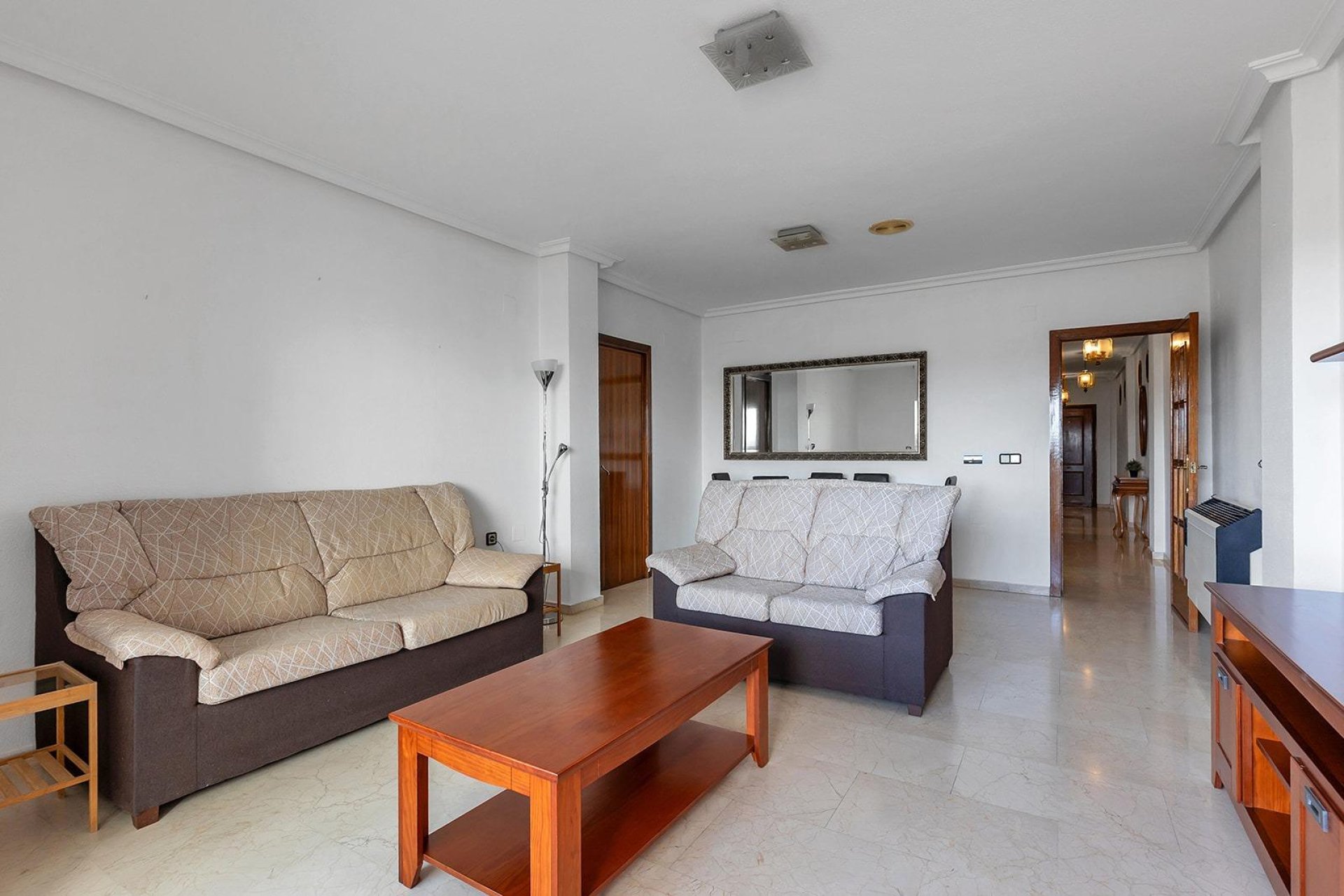 Resale - Apartment -
Torrevieja - Paseo maritimo