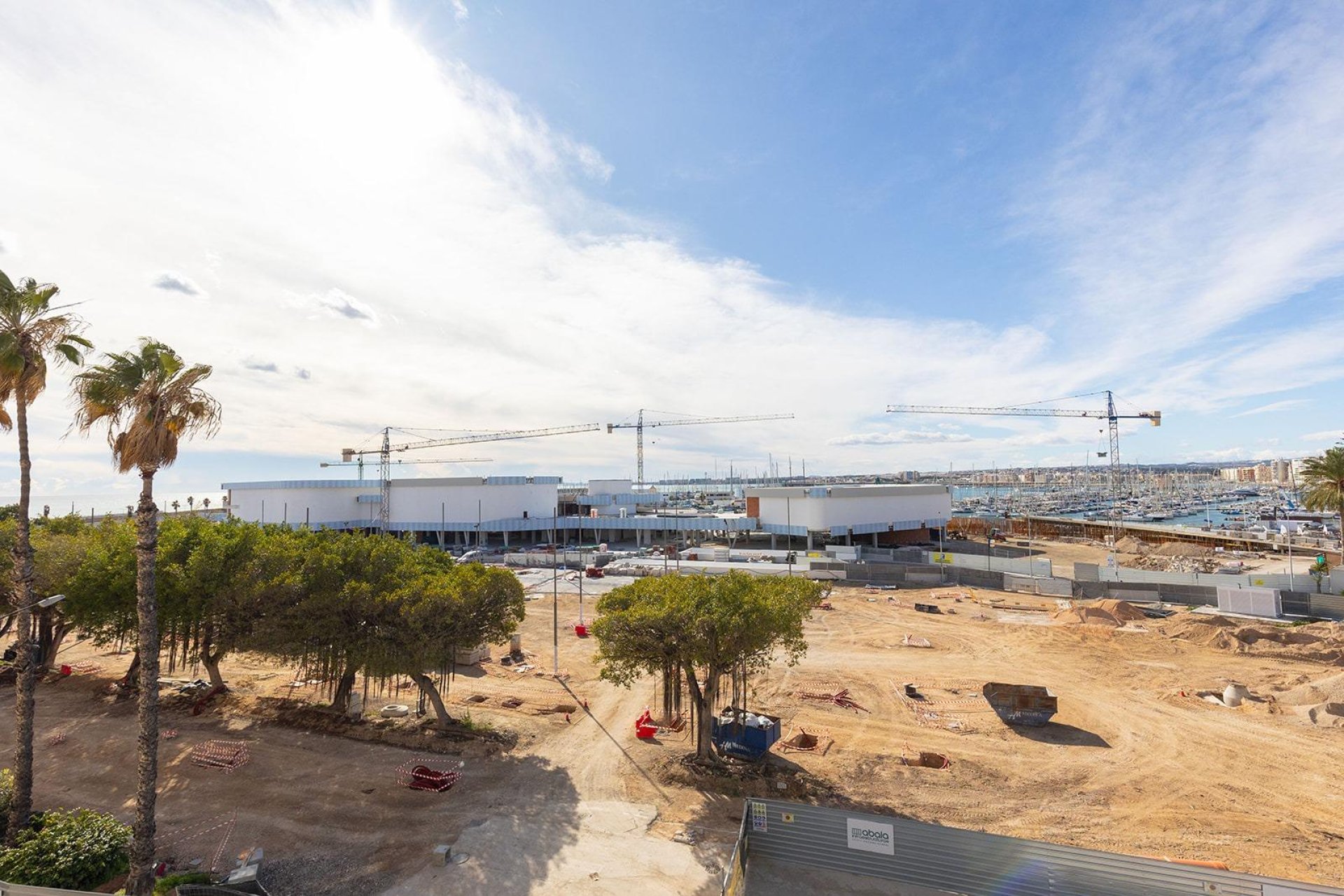 Resale - Apartment -
Torrevieja - Paseo maritimo