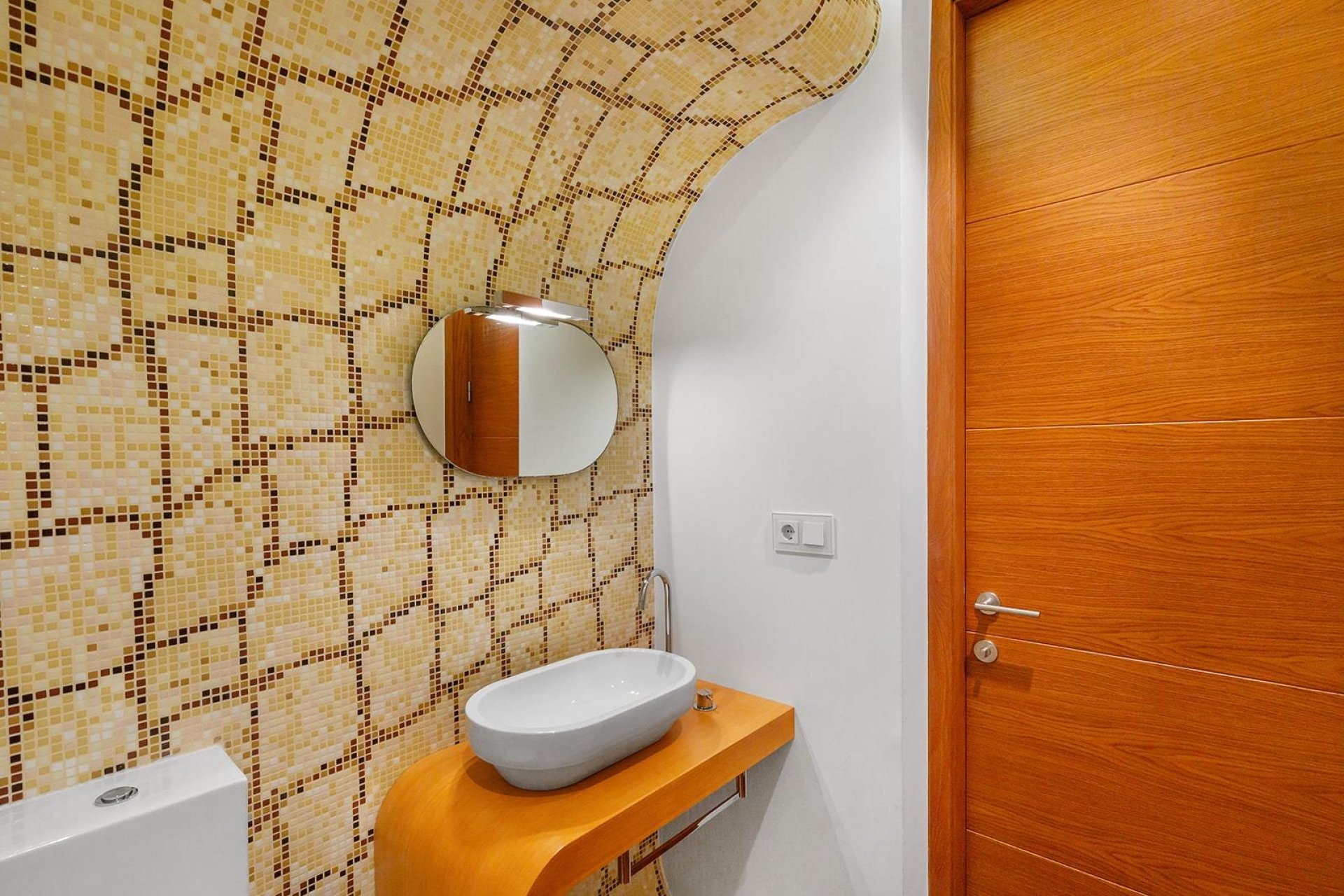 Resale - Apartment -
Torrevieja - Paseo maritimo