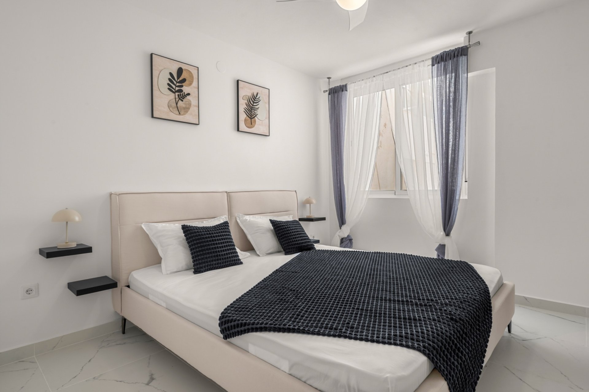Resale - Apartment -
Torrevieja - Playa de El Cura