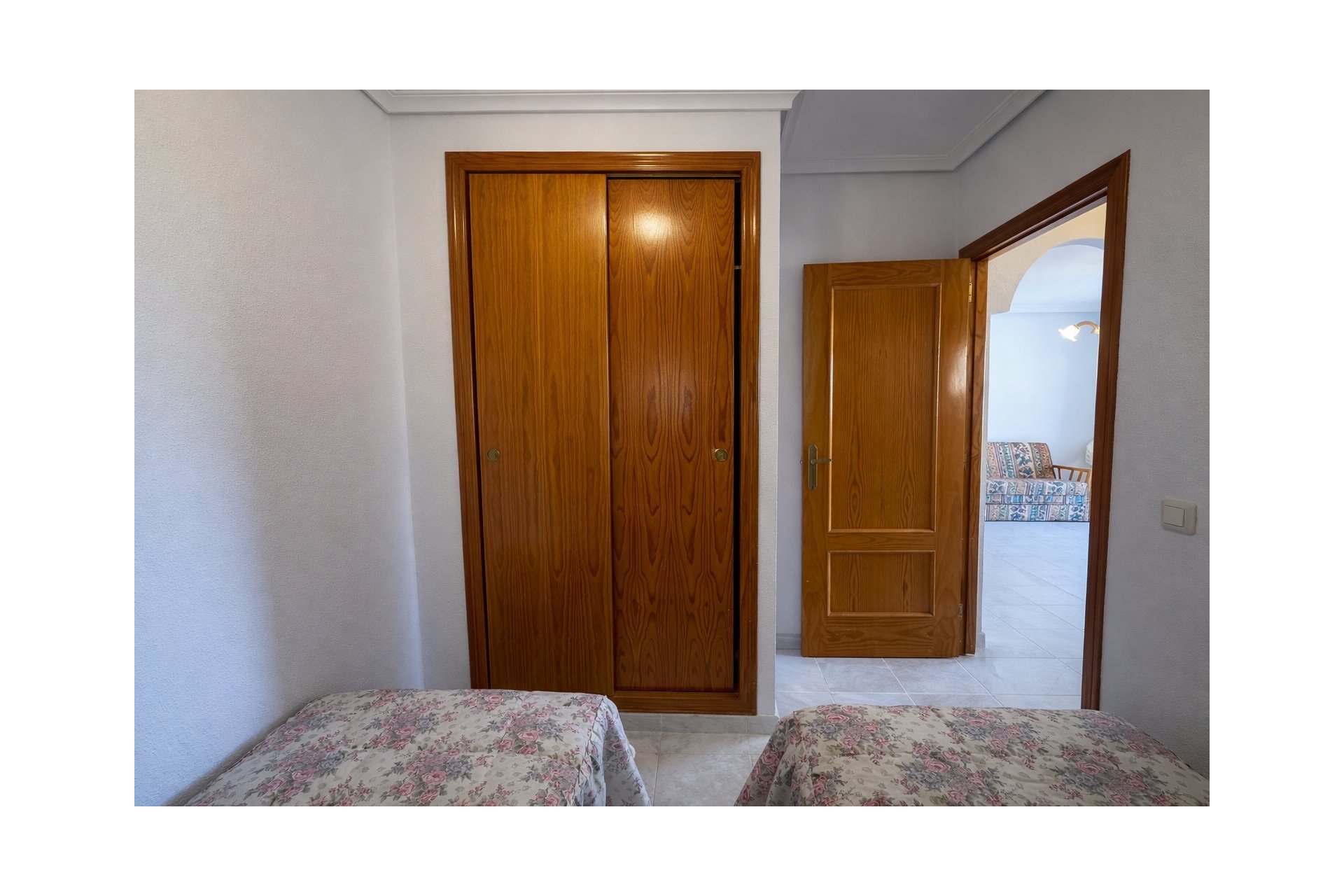Resale - Apartment -
Torrevieja - PLAYA DE LA MATA
