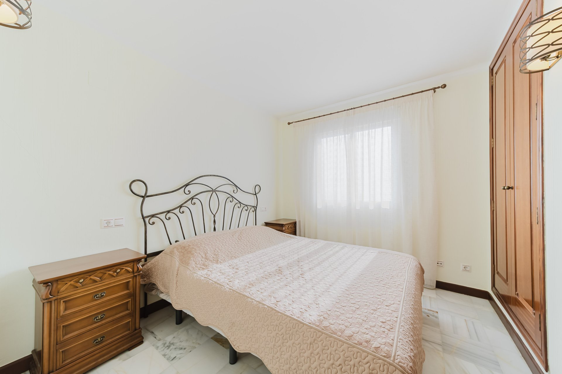 Resale - Apartment -
Torrevieja - Playa de los locos