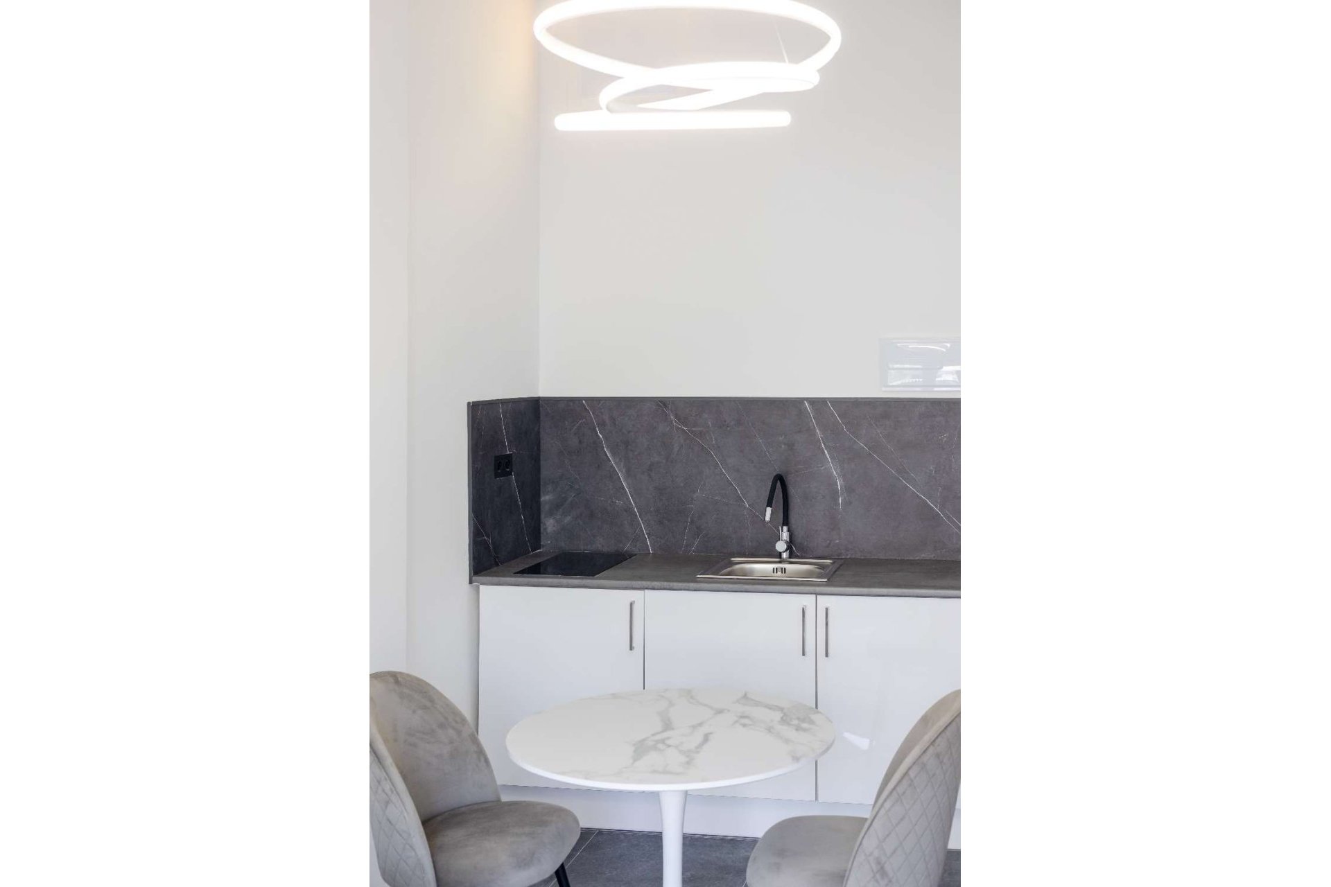 Resale - Apartment -
Torrevieja - Playa de los Locos