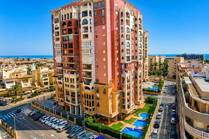 Resale - Apartment -
Torrevieja - Playa de los Locos