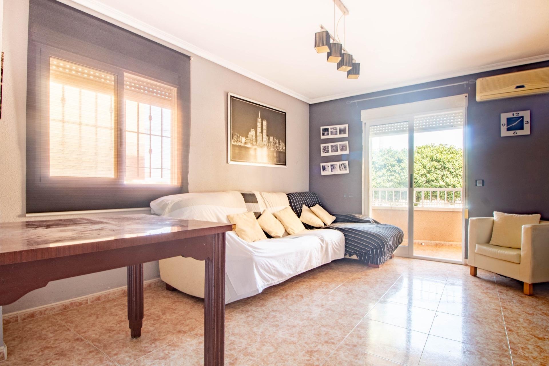 Resale - Apartment -
Torrevieja - Playa de los locos