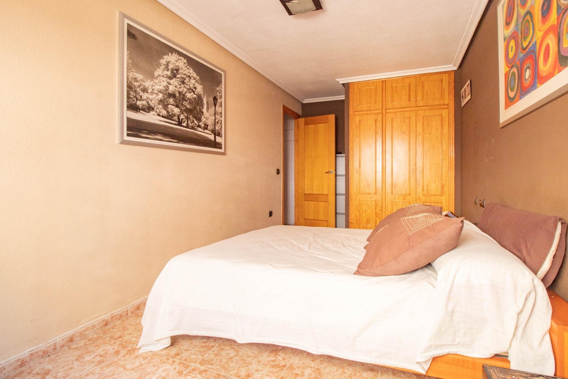 Resale - Apartment -
Torrevieja - Playa de los locos