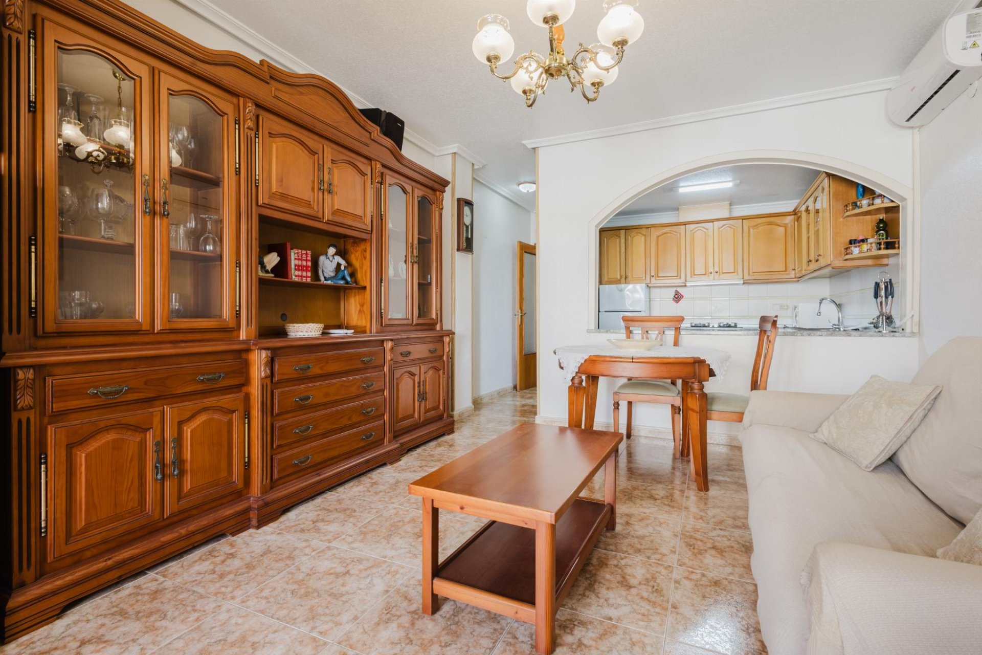 Resale - Apartment -
Torrevieja - Playa de los Naufragos