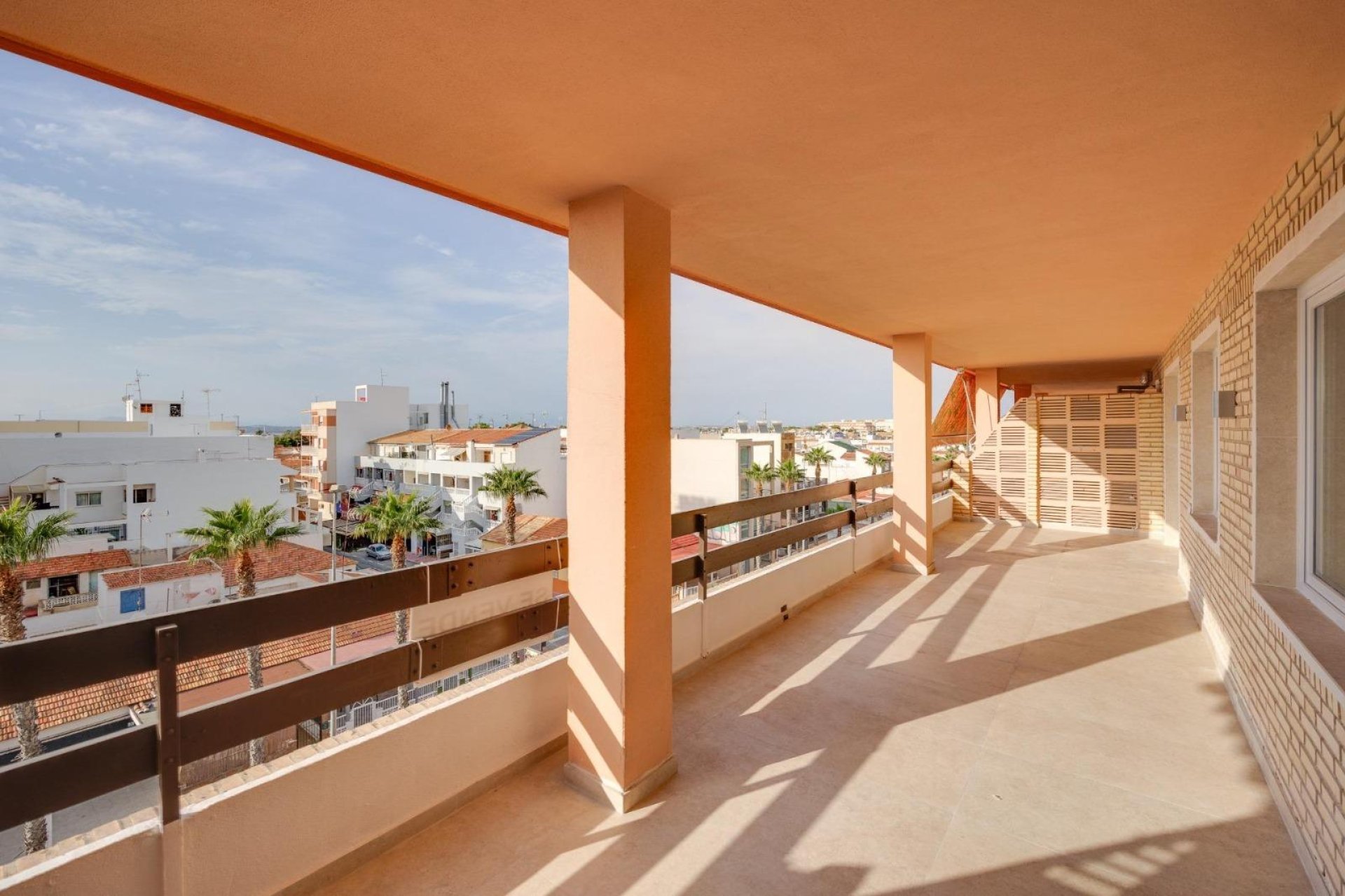 Resale - Apartment -
Torrevieja - Playa de los Naufragos