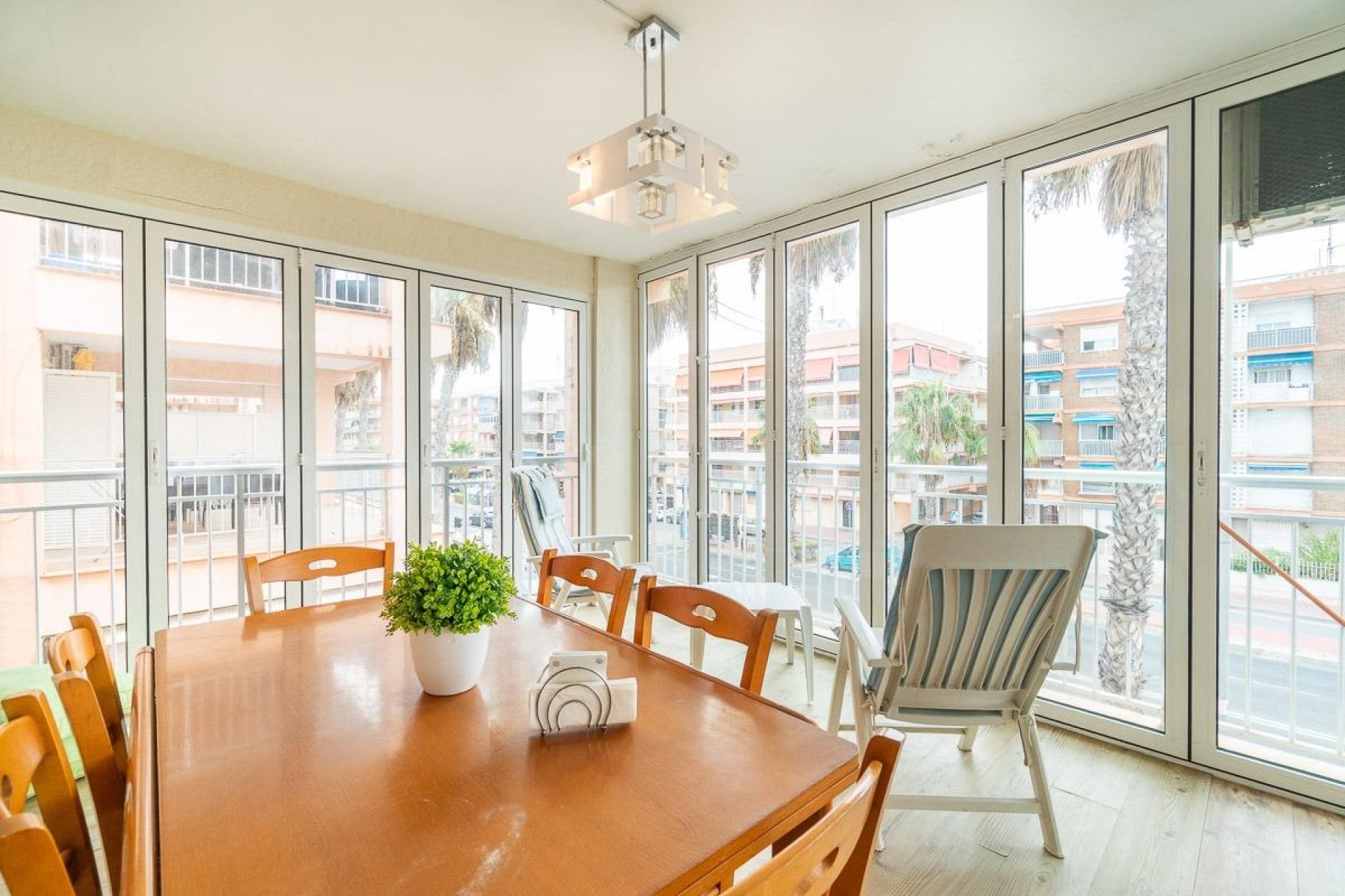 Resale - Apartment -
Torrevieja - Playa de los Naufragos