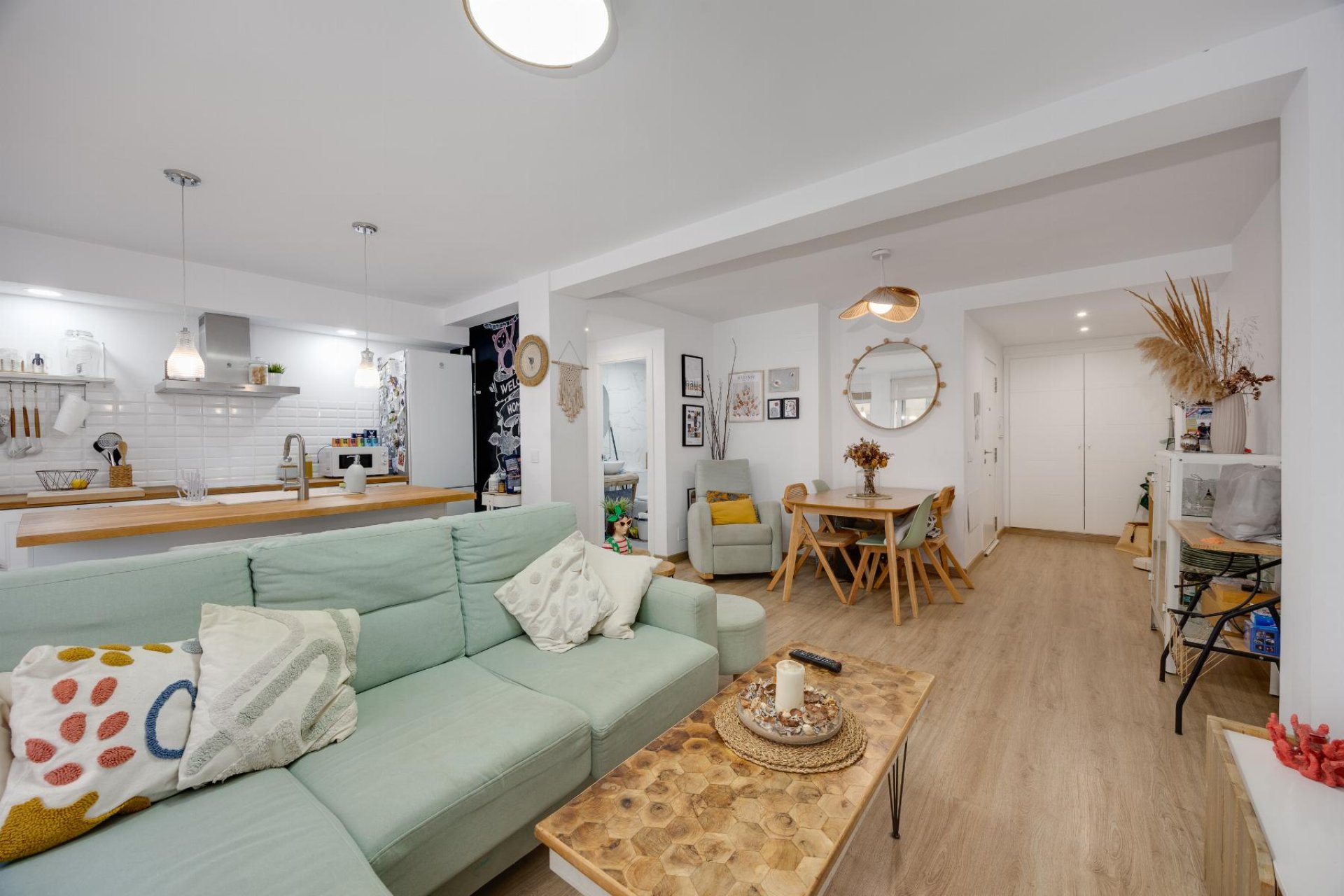 Resale - Apartment -
Torrevieja - Playa de los Naufragos