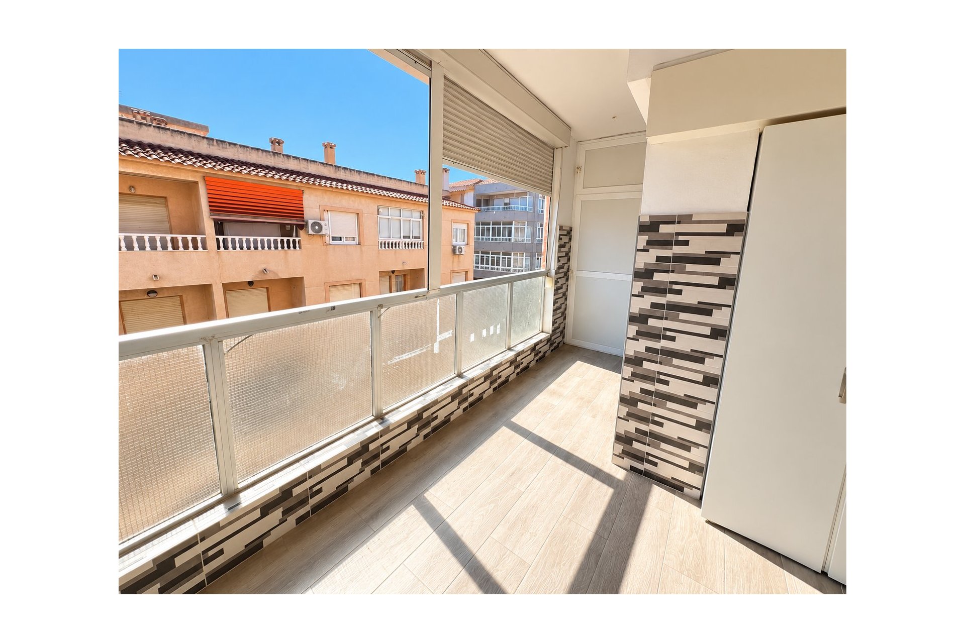 Resale - Apartment -
Torrevieja - Playa de los Naufragos