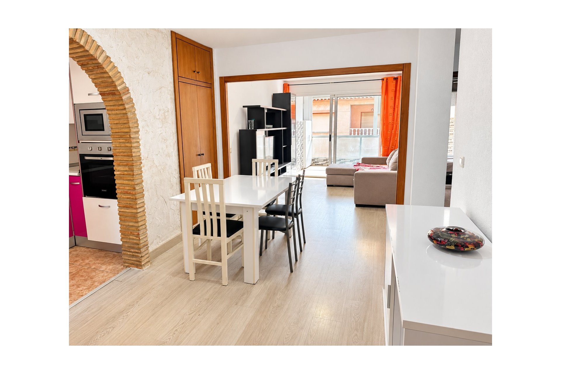 Resale - Apartment -
Torrevieja - Playa de los Naufragos