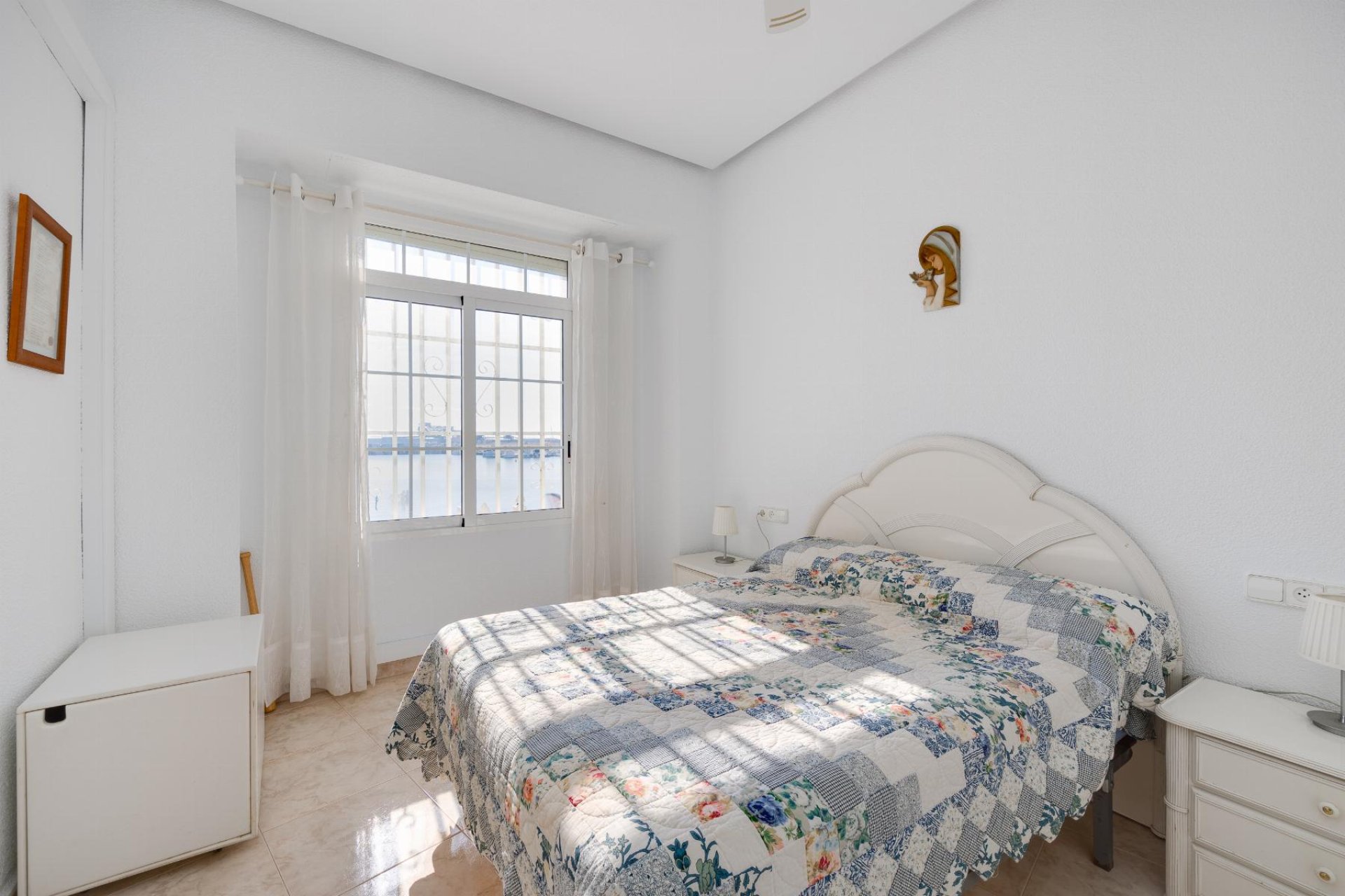 Resale - Apartment -
Torrevieja - Playa del Acequión