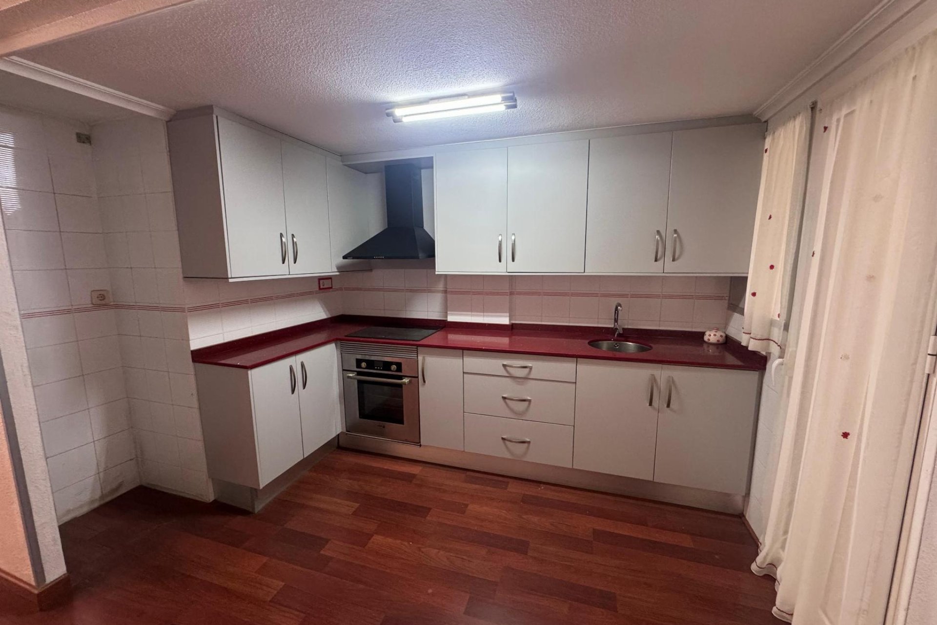 Resale - Apartment -
Torrevieja - Playa del Acequión