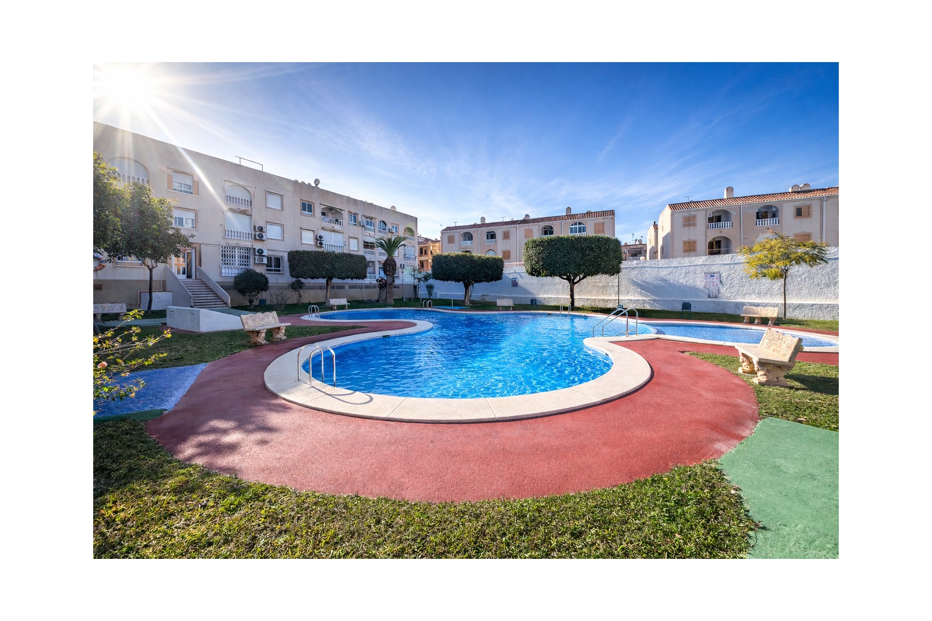 Resale - Apartment -
Torrevieja - Playa del Acequión