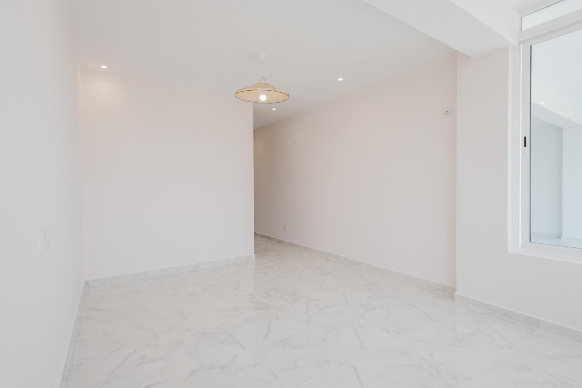 Resale - Apartment -
Torrevieja - Playa del Acequión