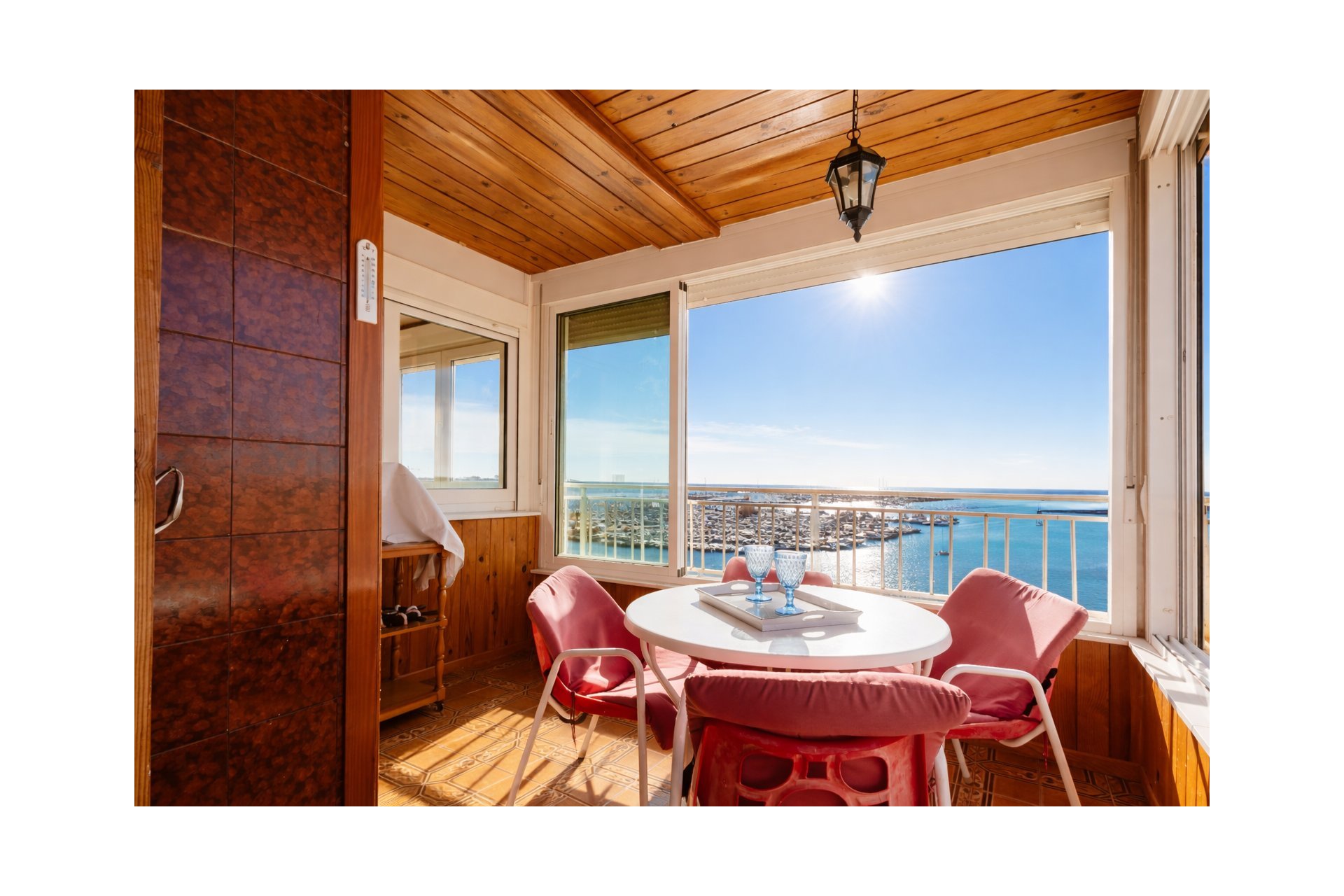 Resale - Apartment -
Torrevieja - Playa del Acequión