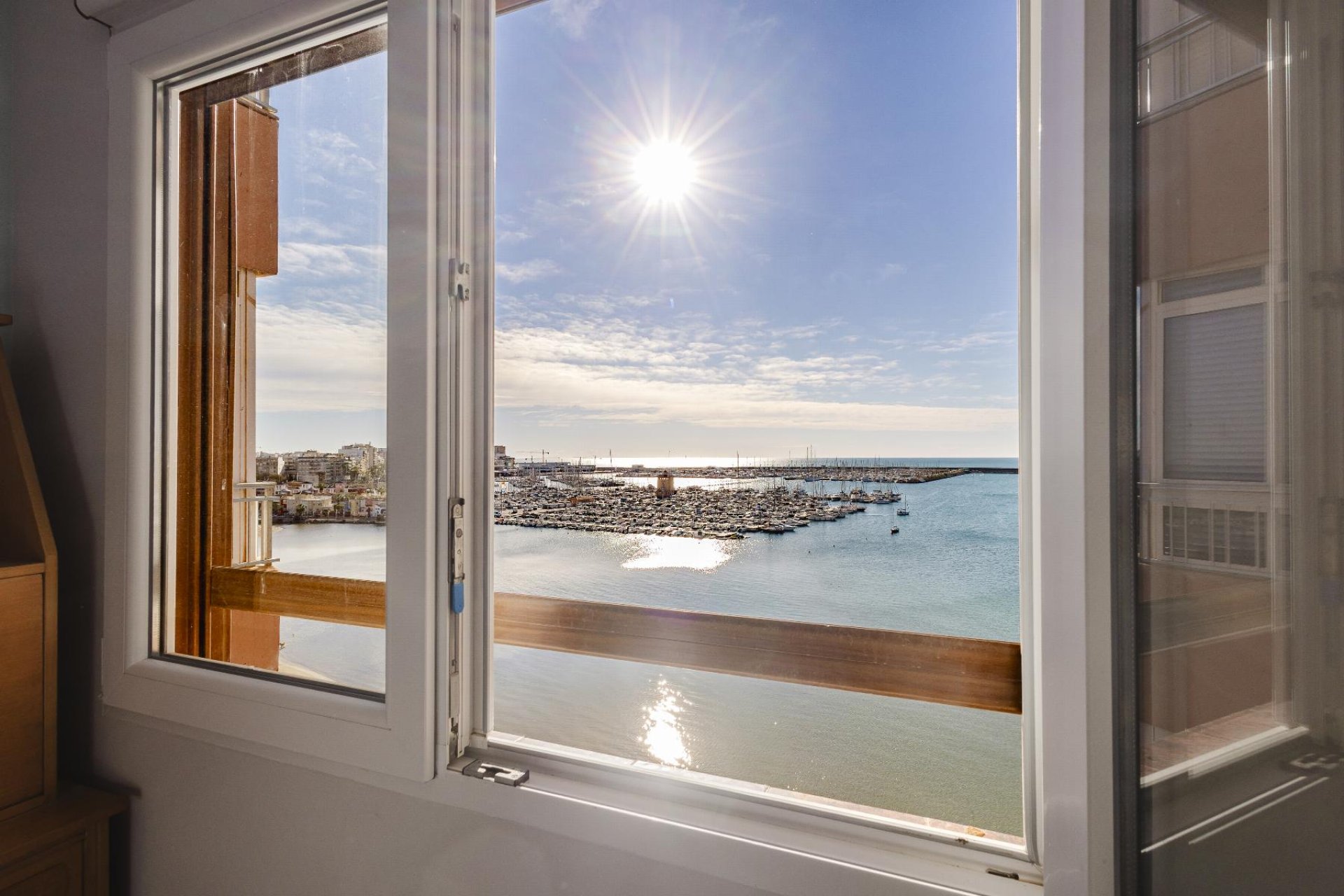 Resale - Apartment -
Torrevieja - Playa del Acequión